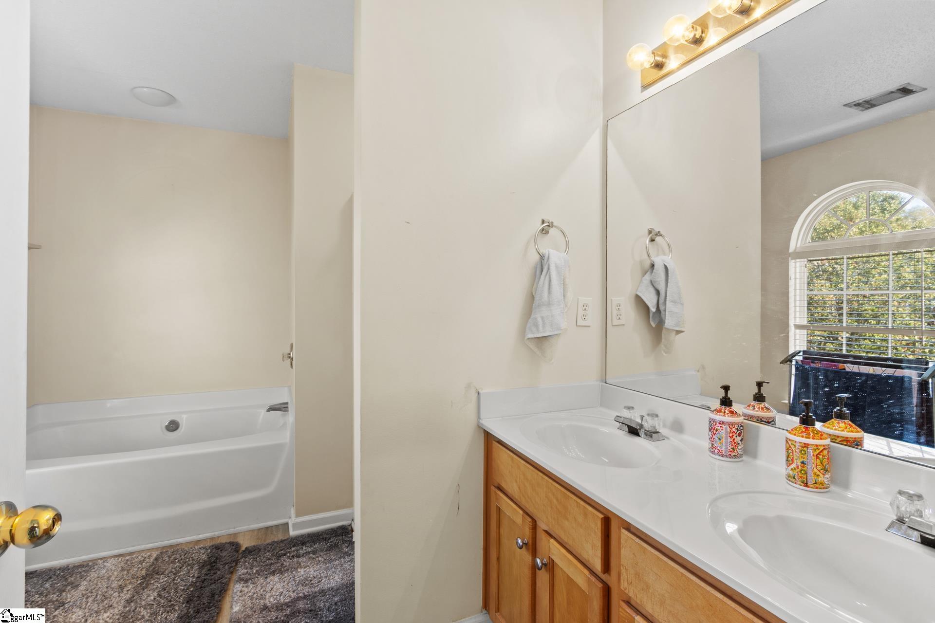 MLS #1573133 image #20