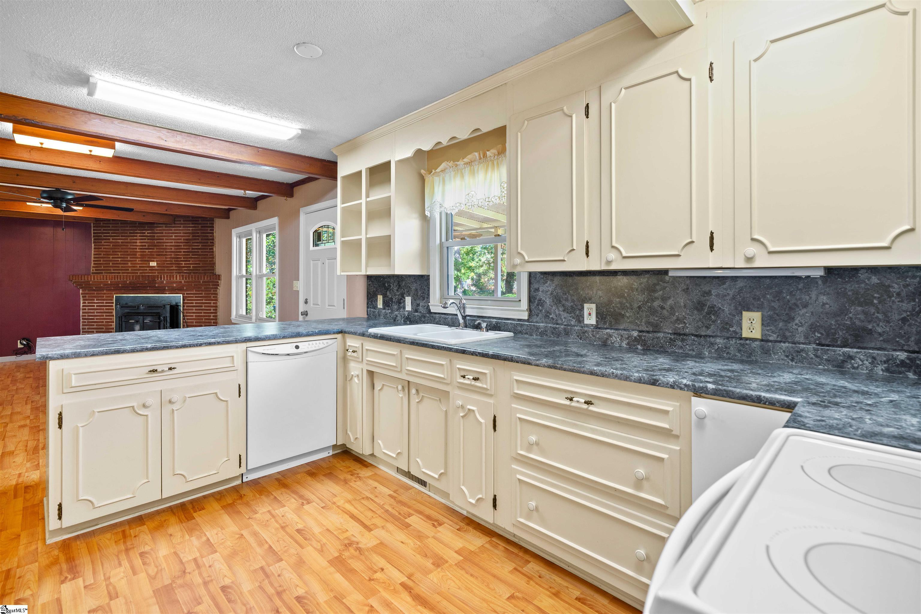 MLS #1573142 image #9