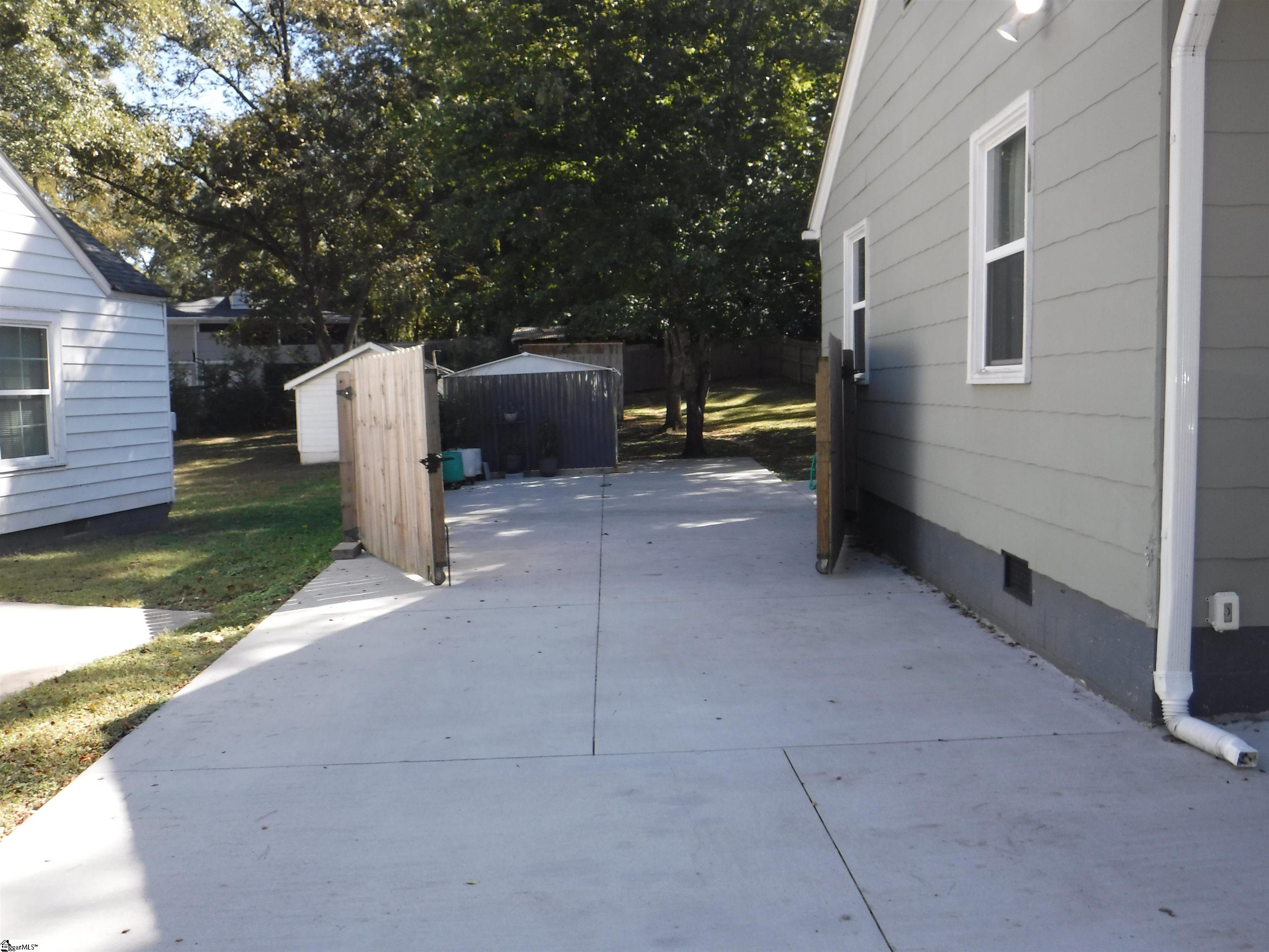 MLS #1573190 image #32