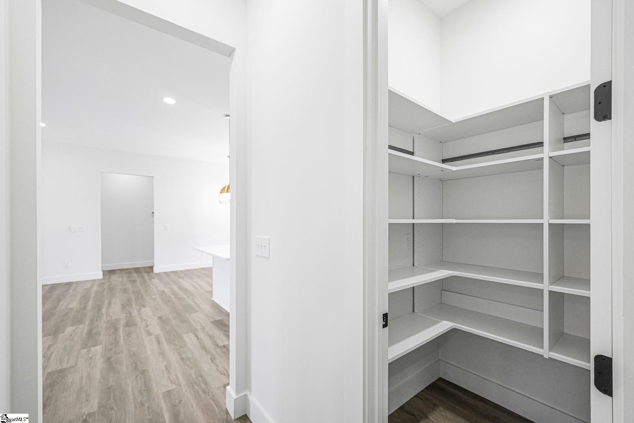 MLS #1573200 image #16