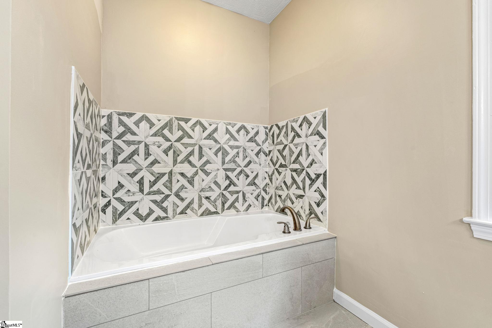 MLS #1573201 image #30