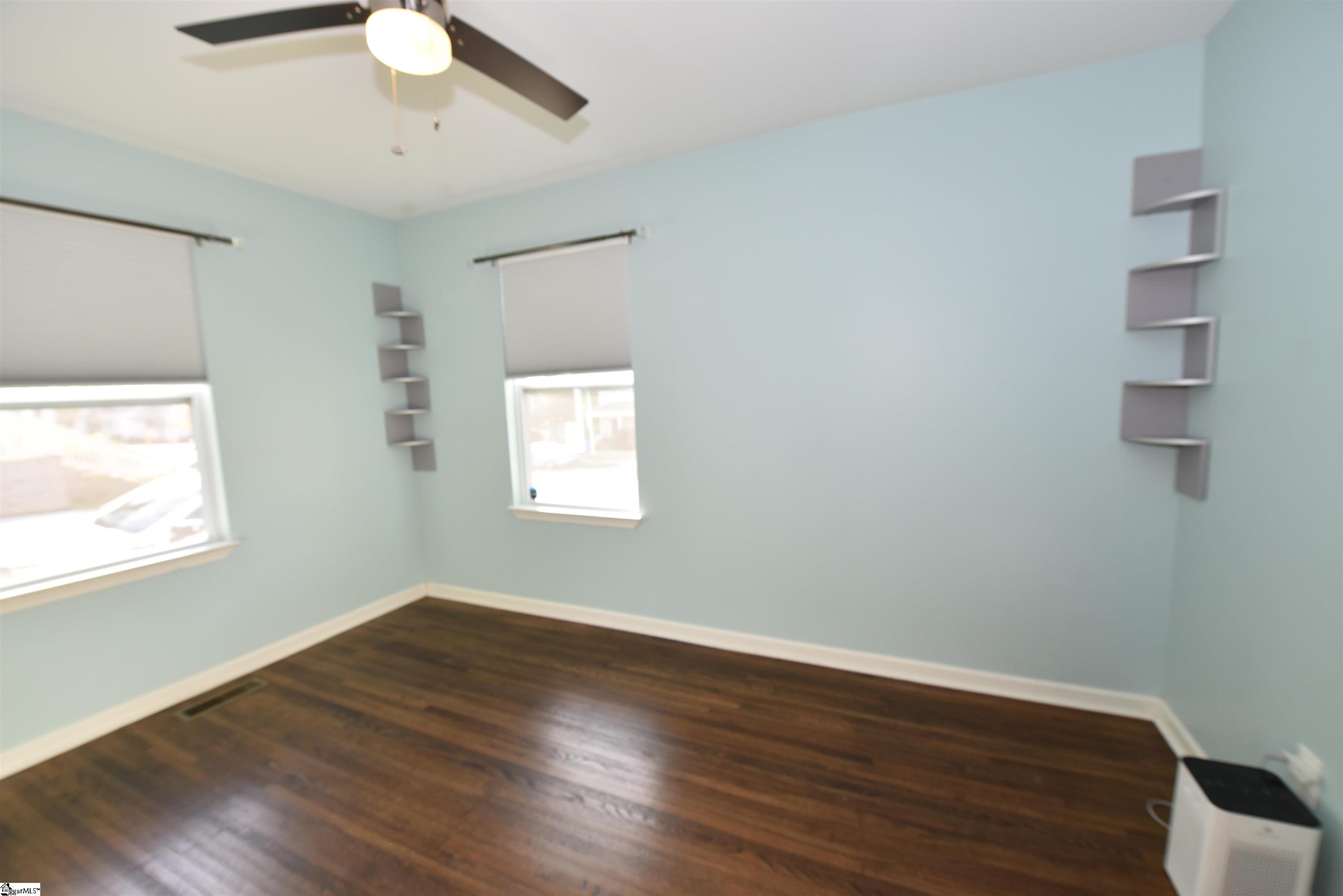 MLS #1573227 image #32