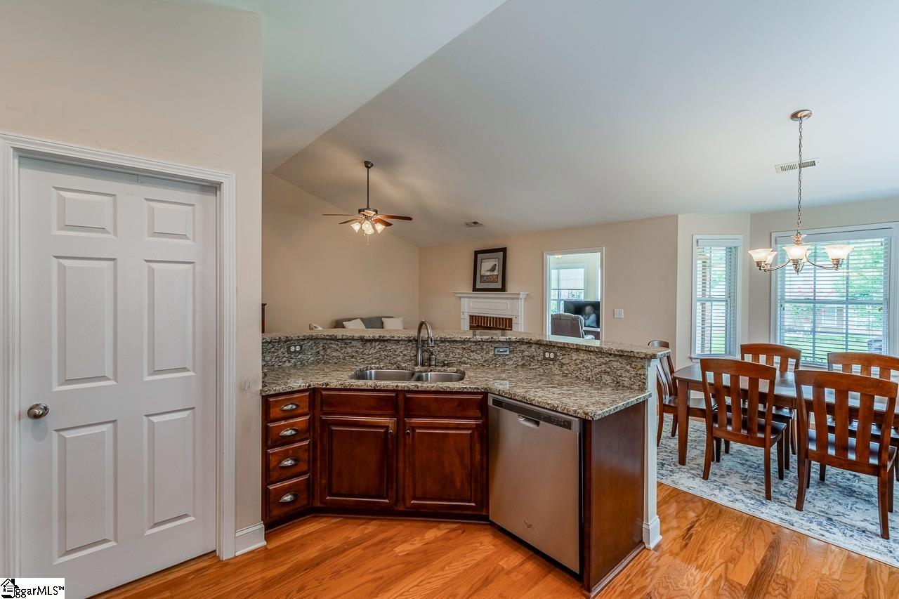 MLS #1573287 image #15