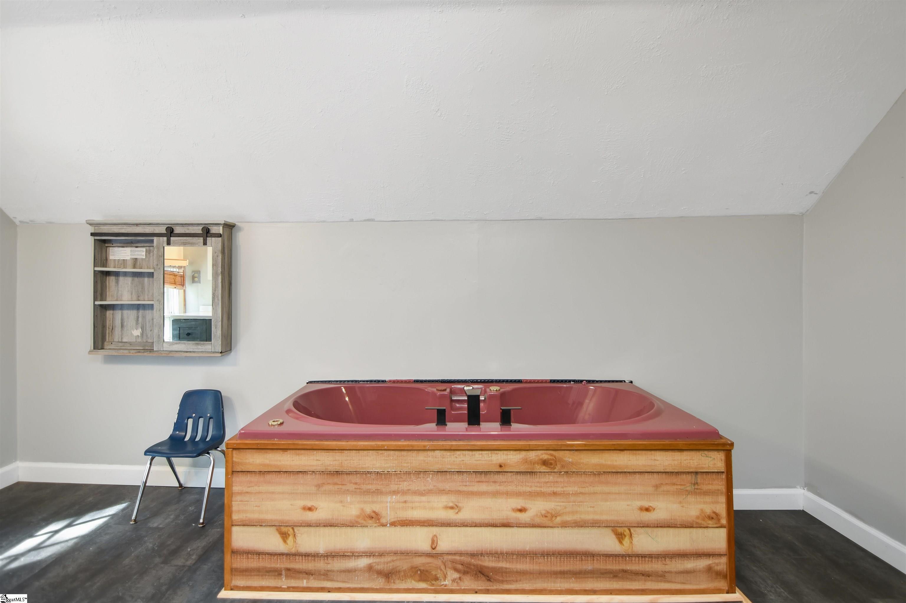 MLS #1573314 image #45