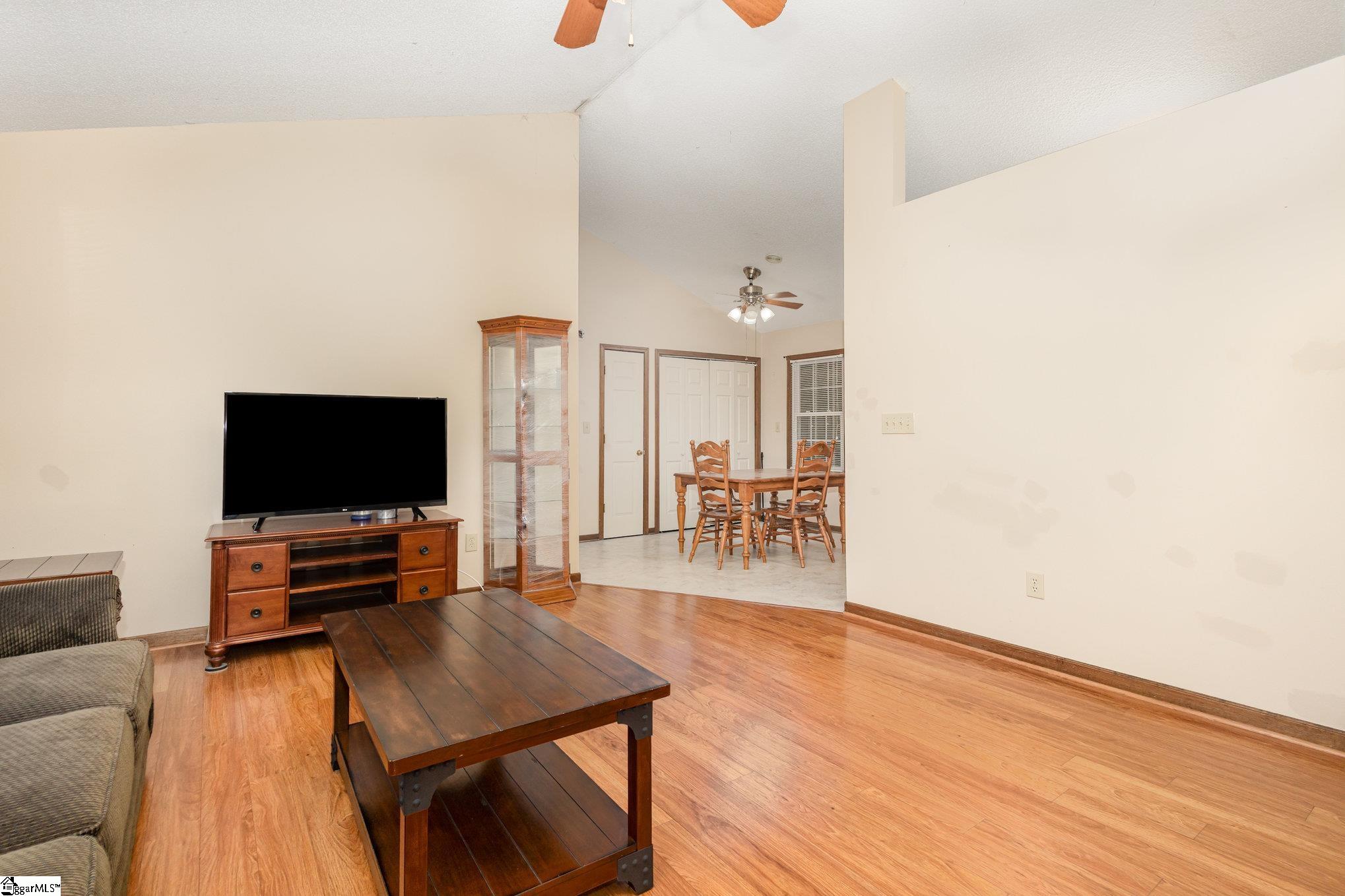 MLS #1573450 image #1