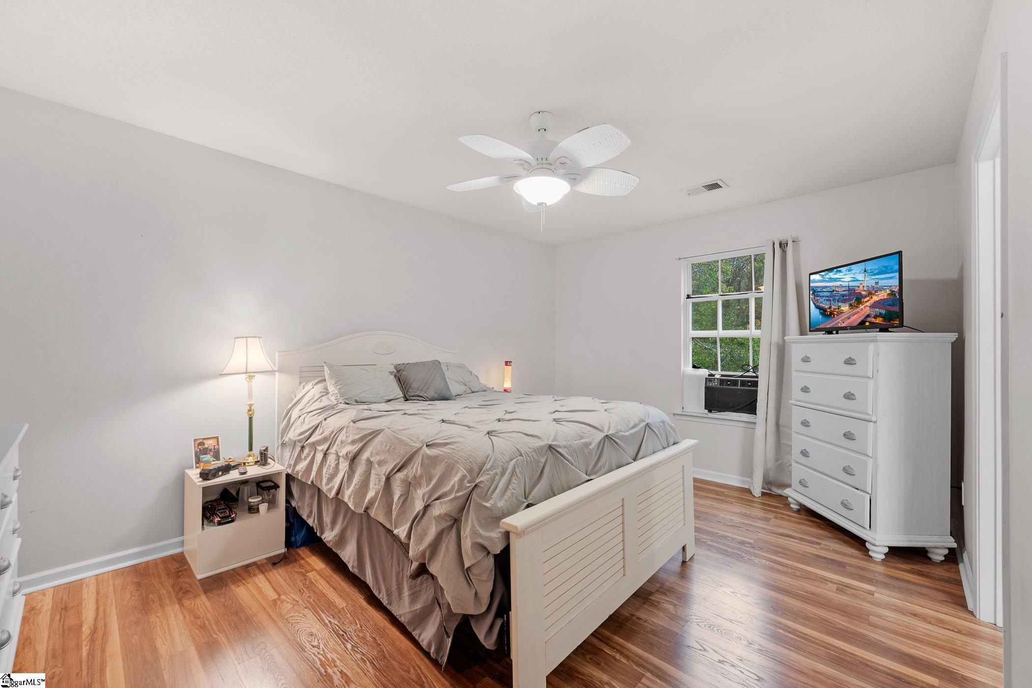 MLS #1573562 image #11