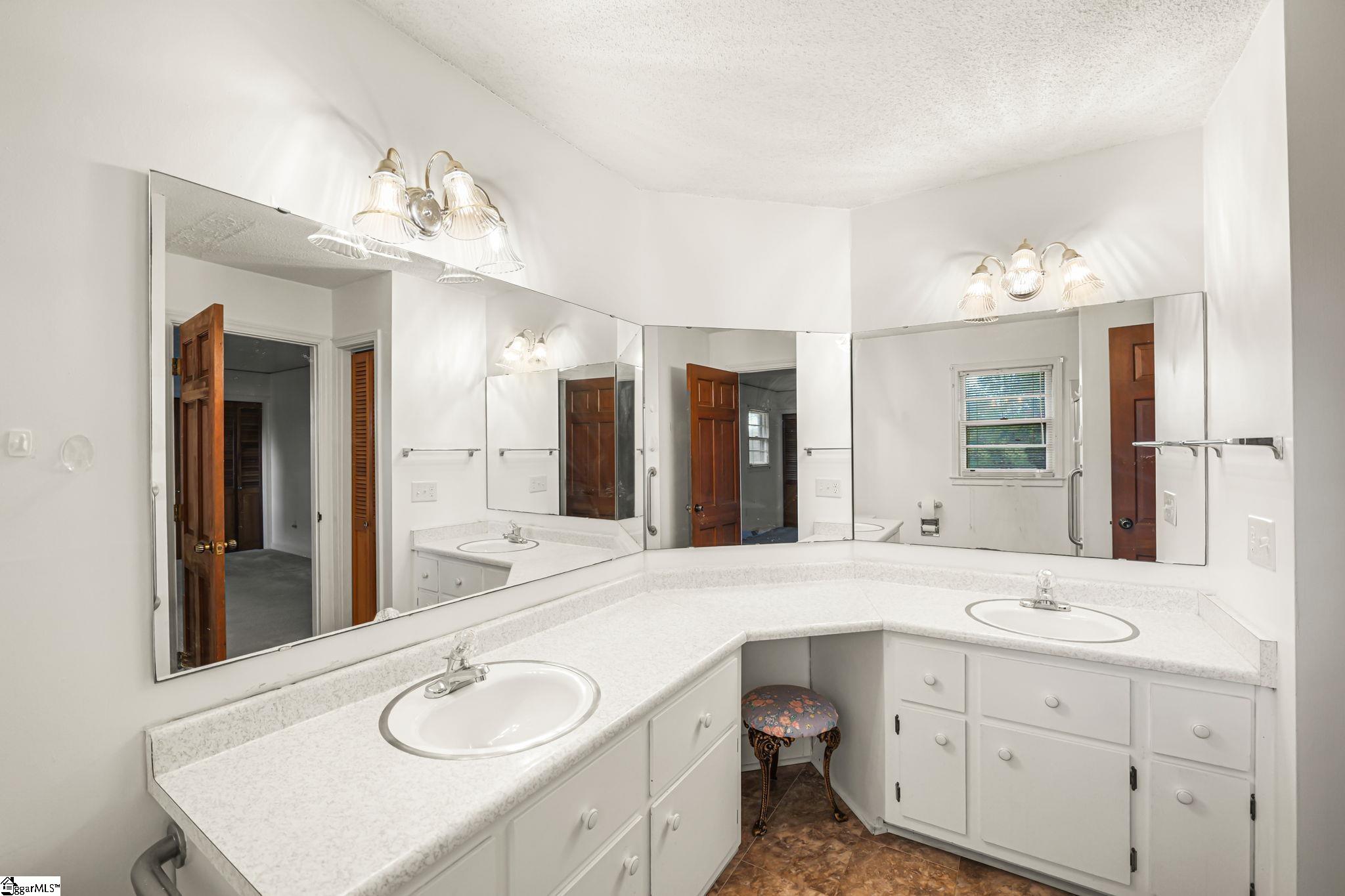 MLS #1573674 image #23