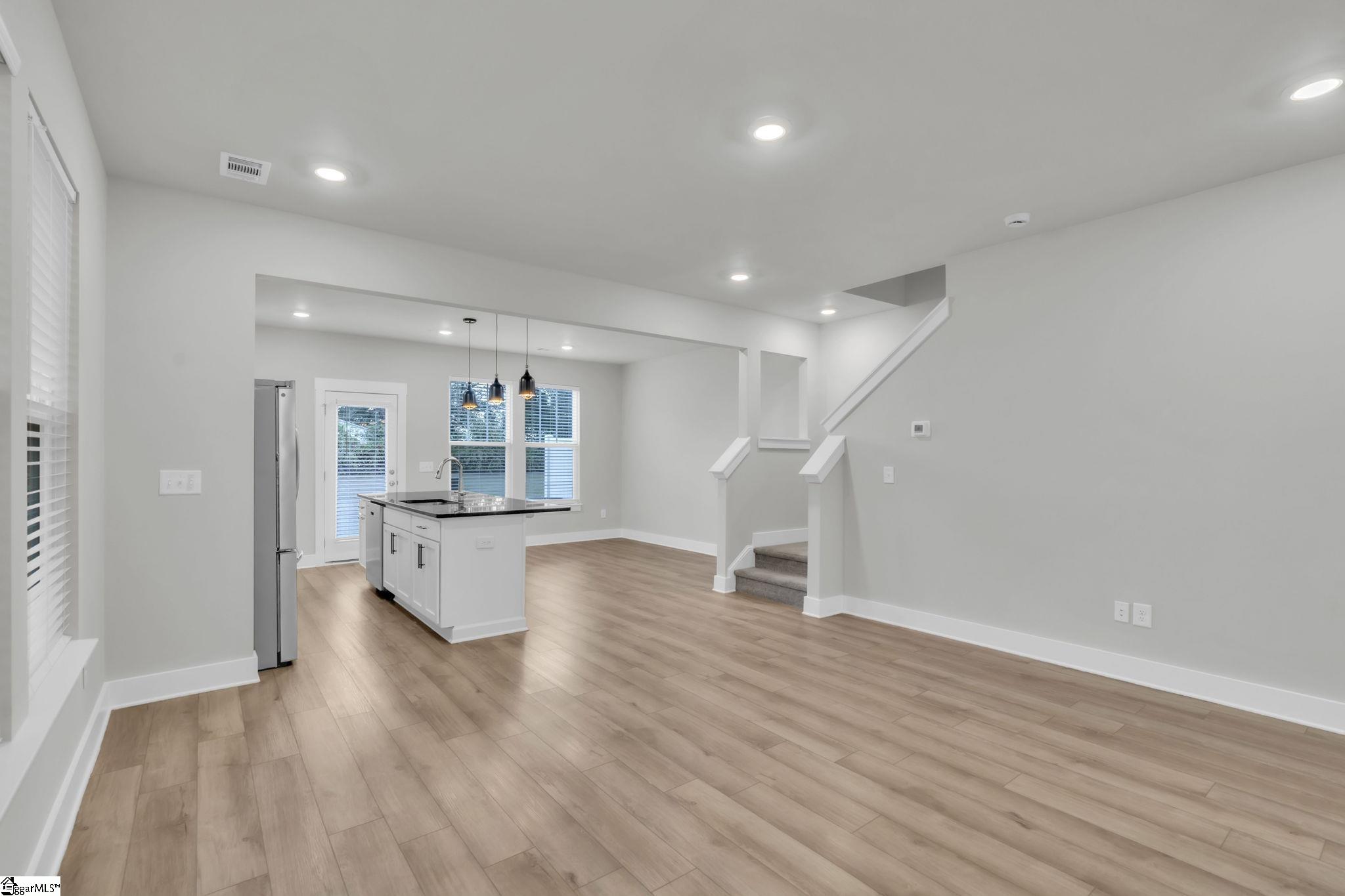 MLS #1573681 image #2