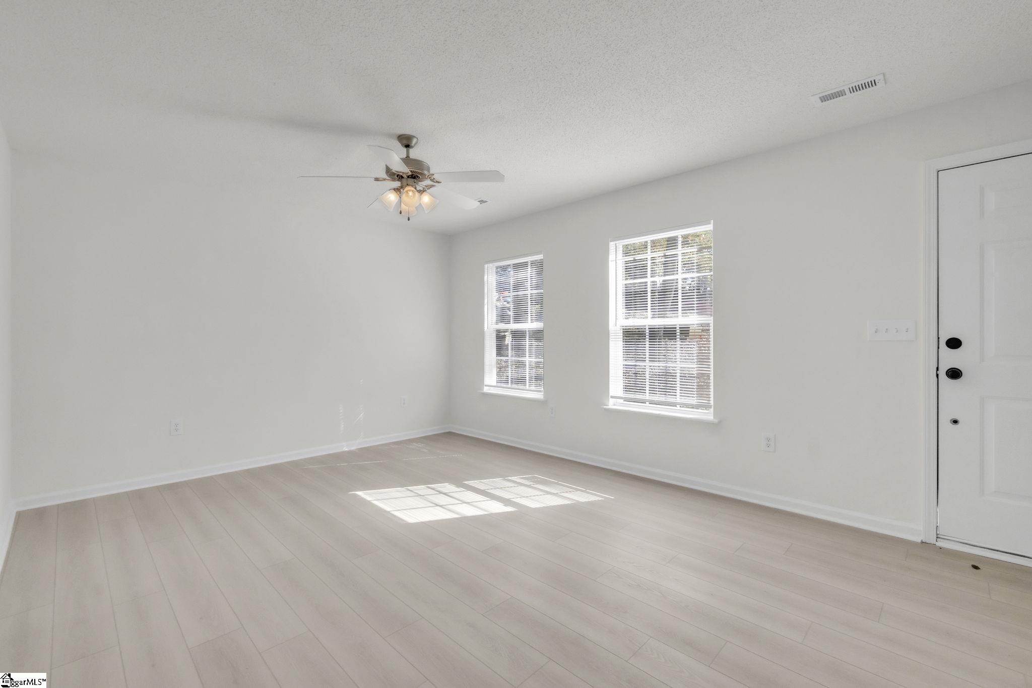 MLS #1573705 image #2