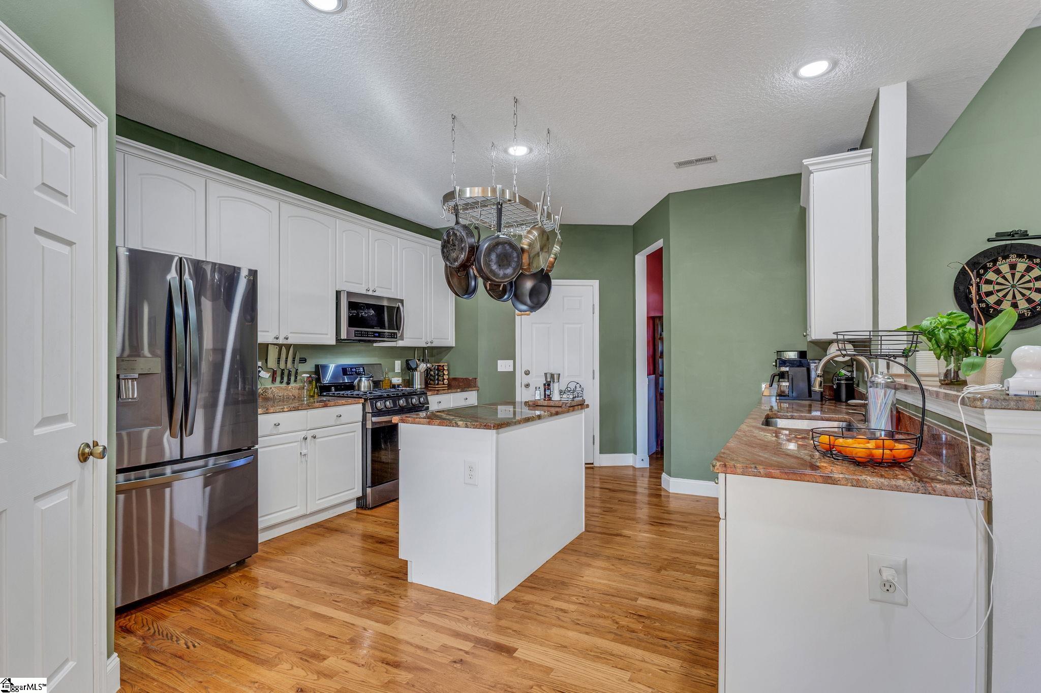 MLS #1573850 image #17