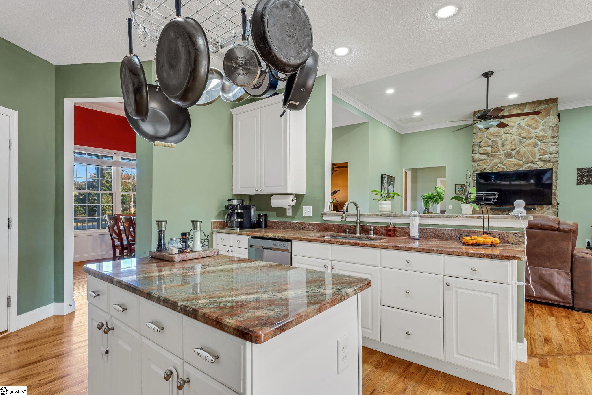 MLS #1573850 image #20