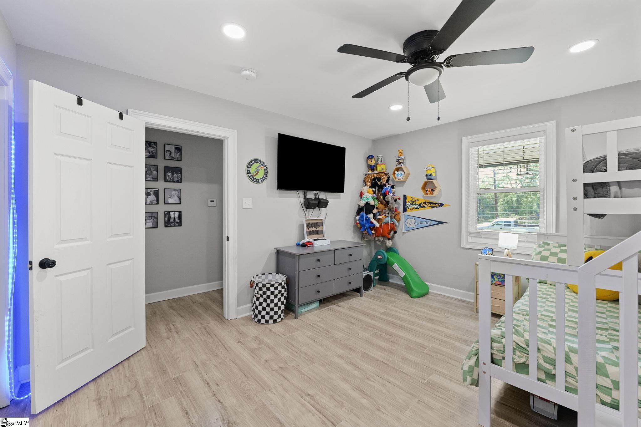 MLS #1573864 image #24