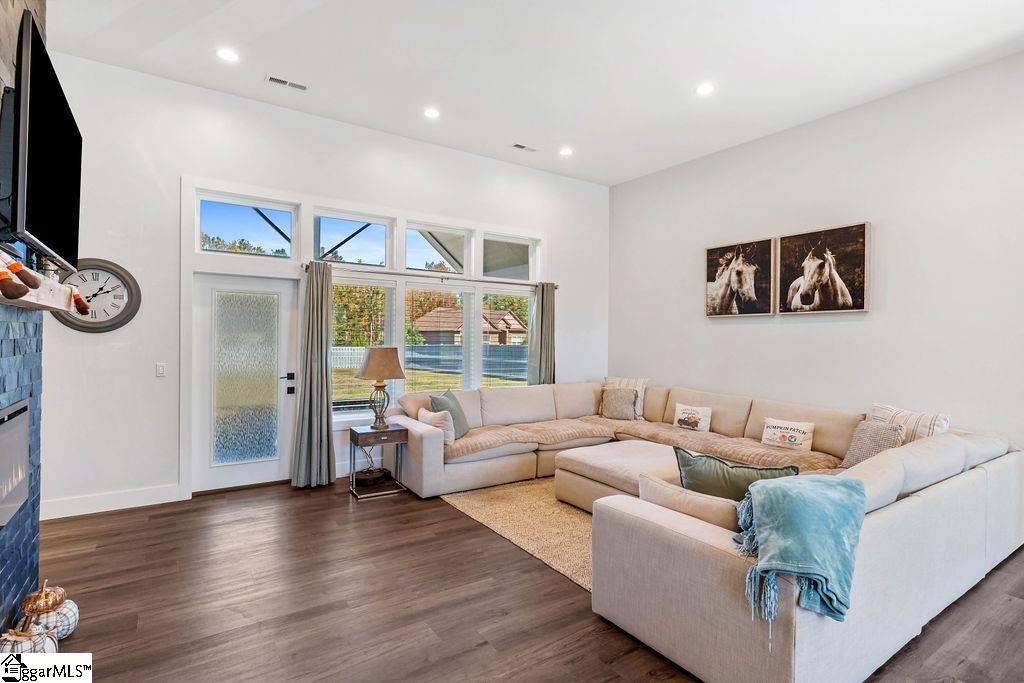 MLS #1573870 image #10