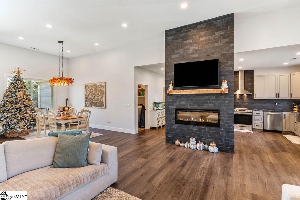 MLS #1573870 image #8