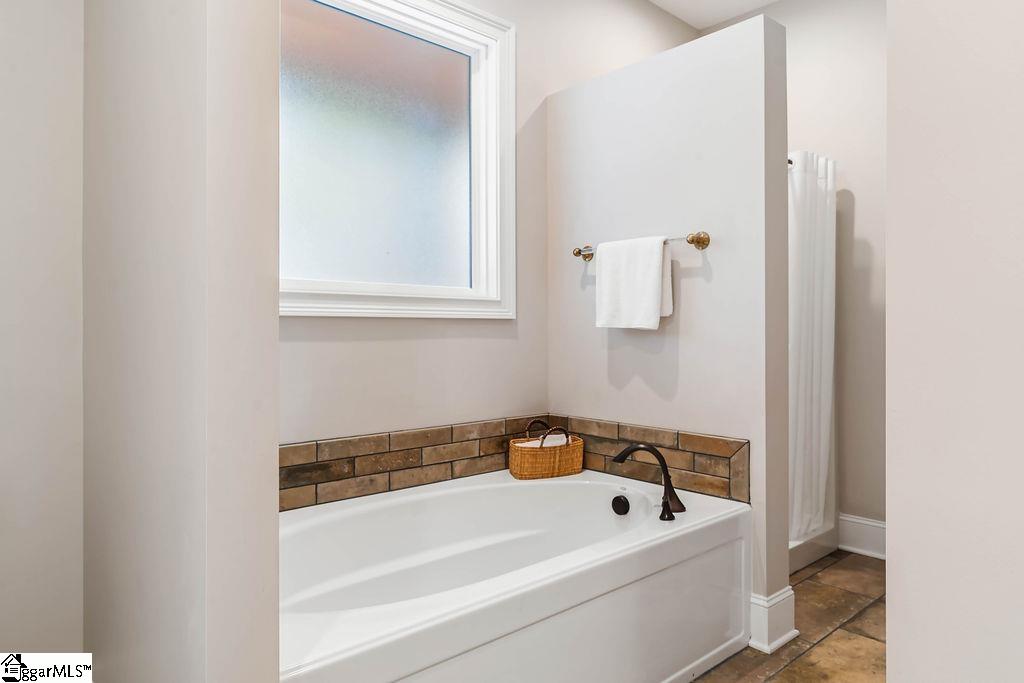 MLS #1574102 image #20