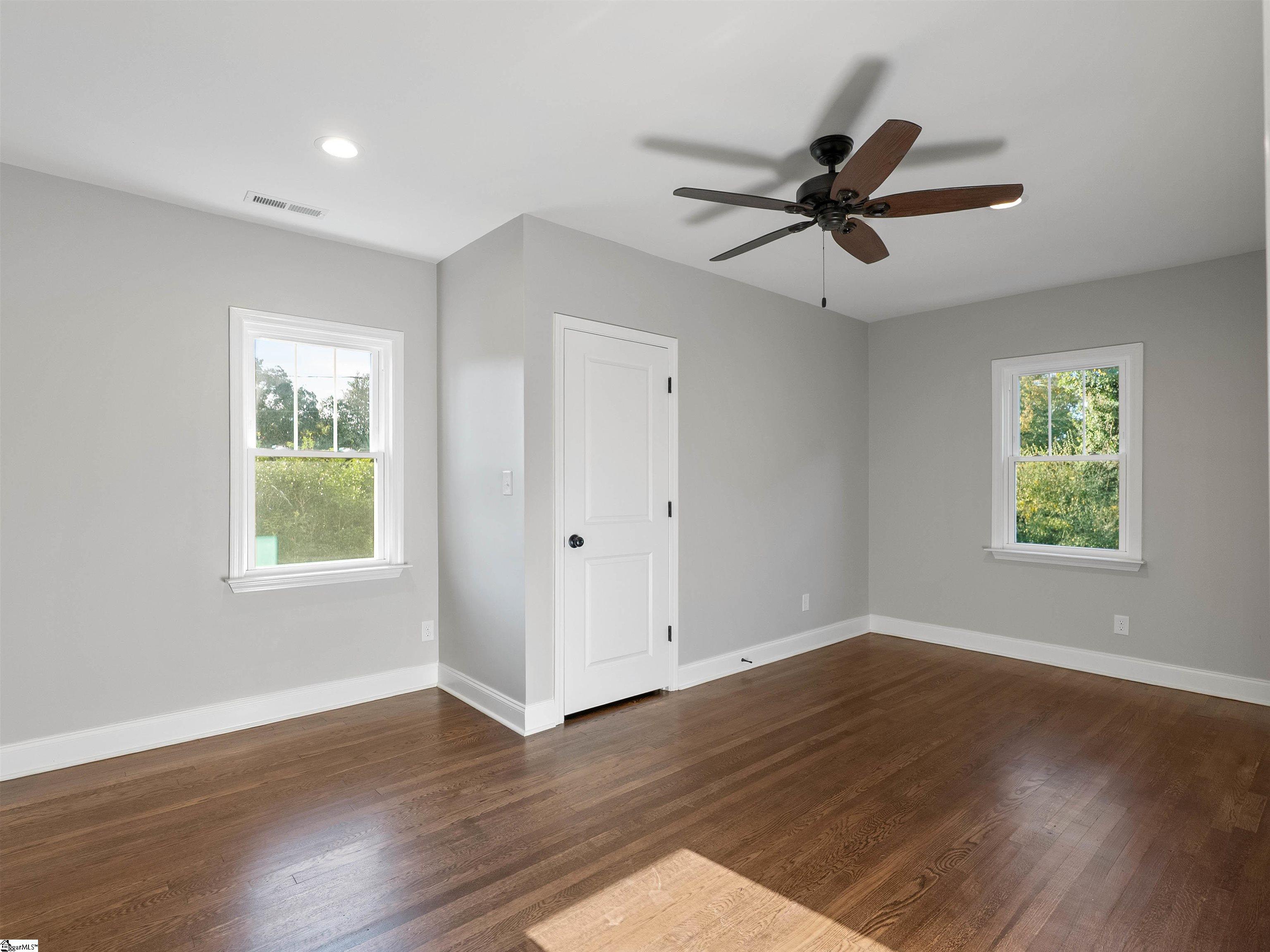 MLS #1574268 image #32