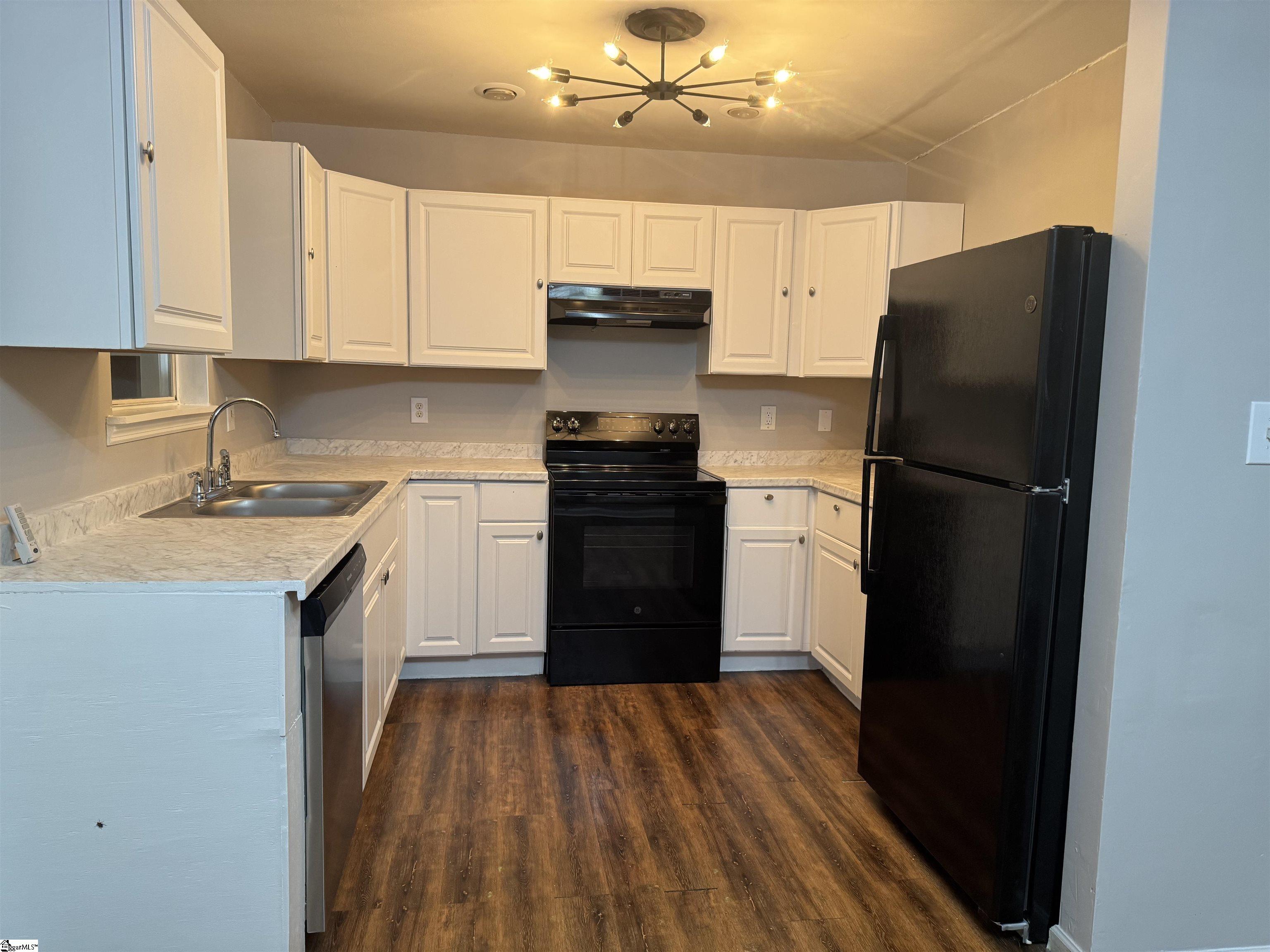 MLS #1574422 image #1