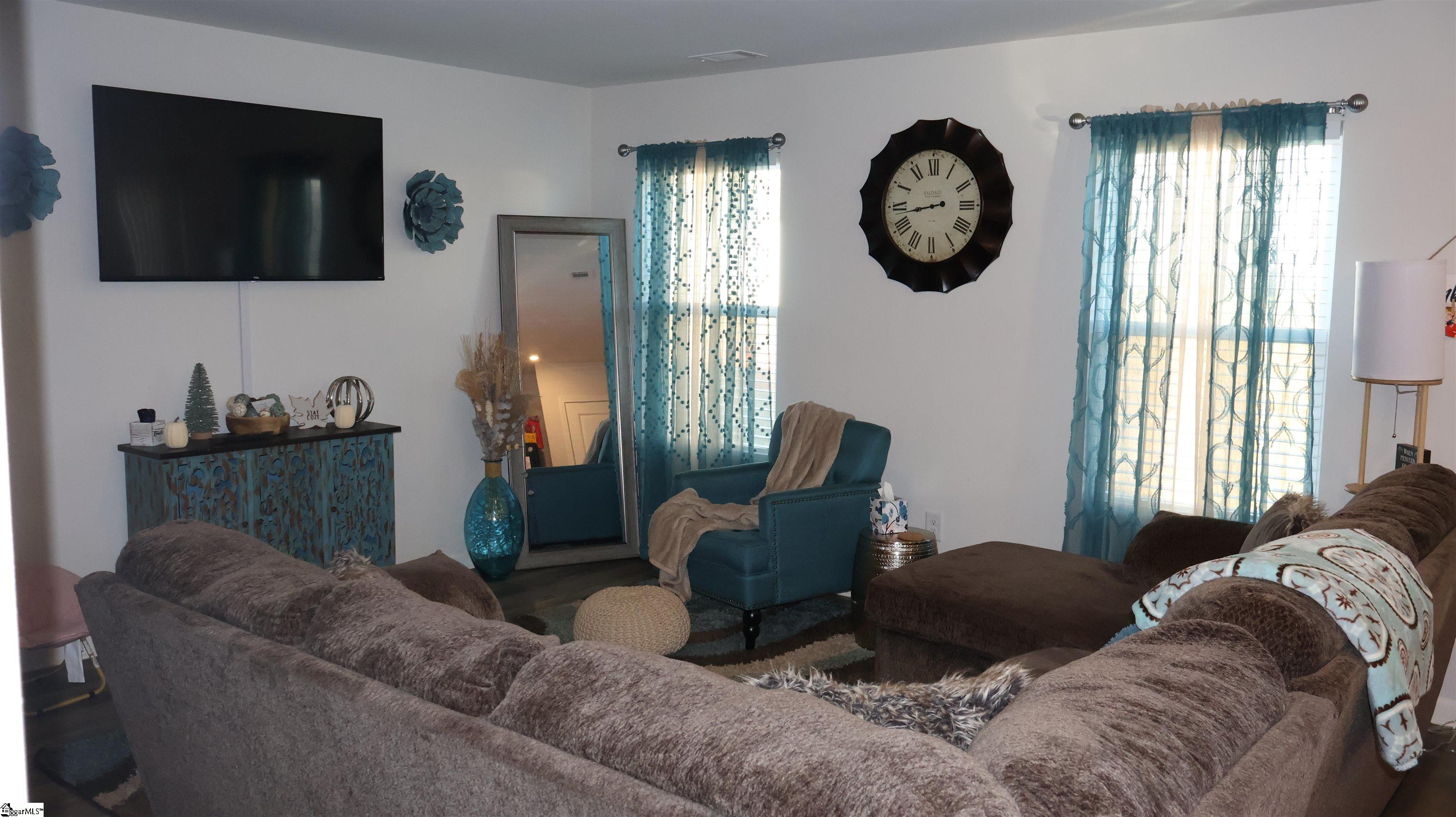 MLS #1574606 image #2