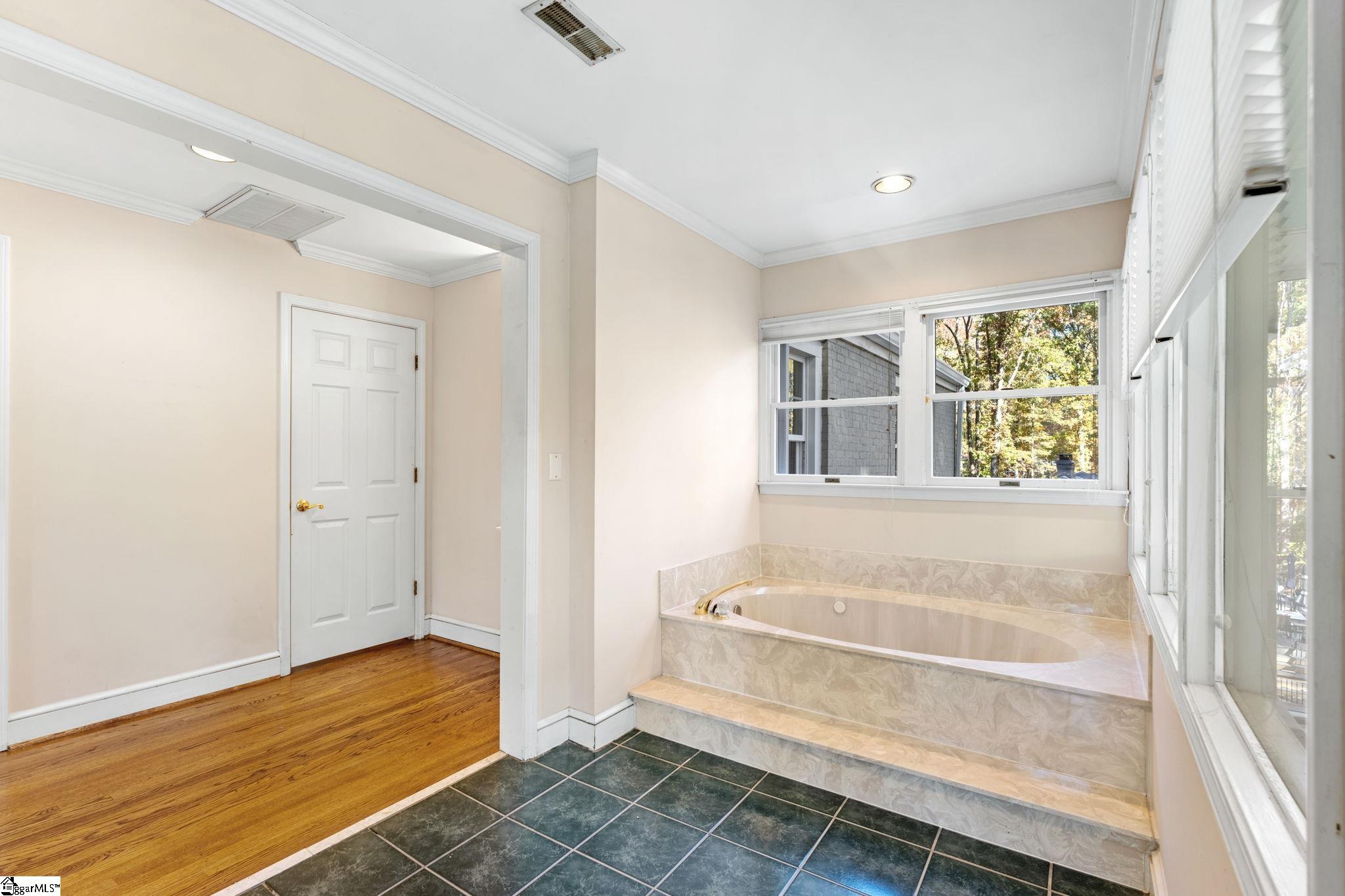 MLS #1574772 image #28