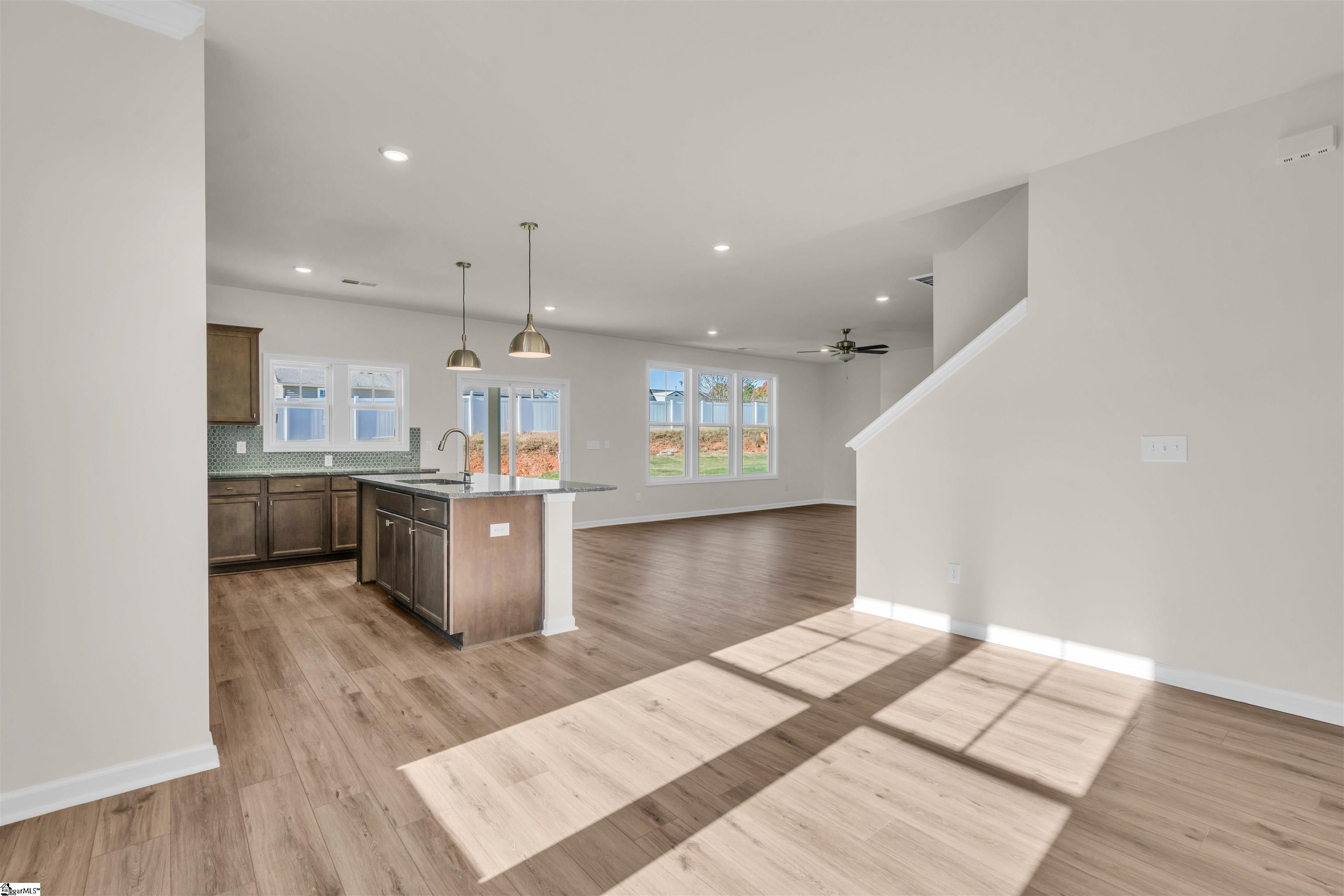 MLS #1574946 image #11