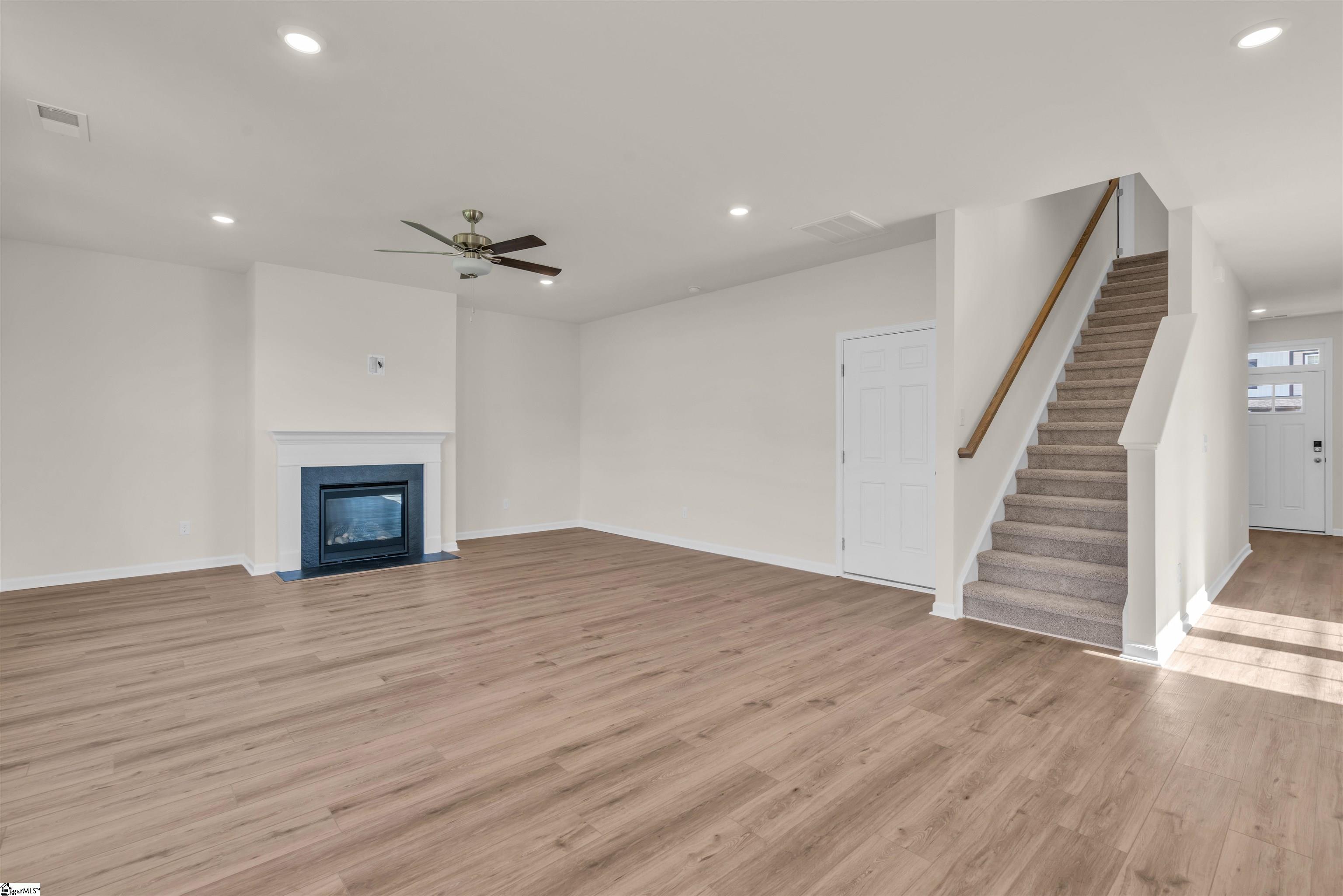 MLS #1574946 image #16