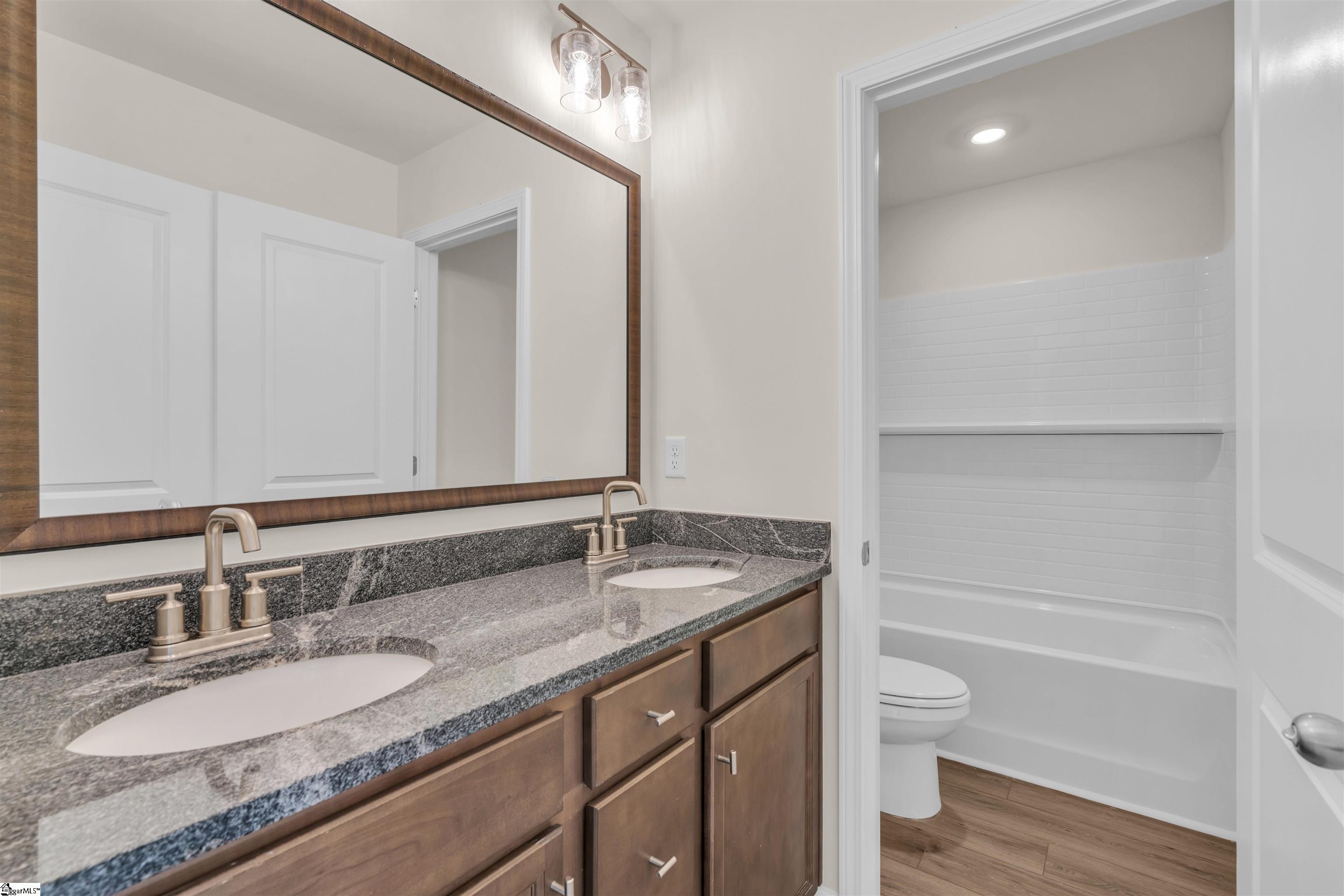 MLS #1574946 image #27