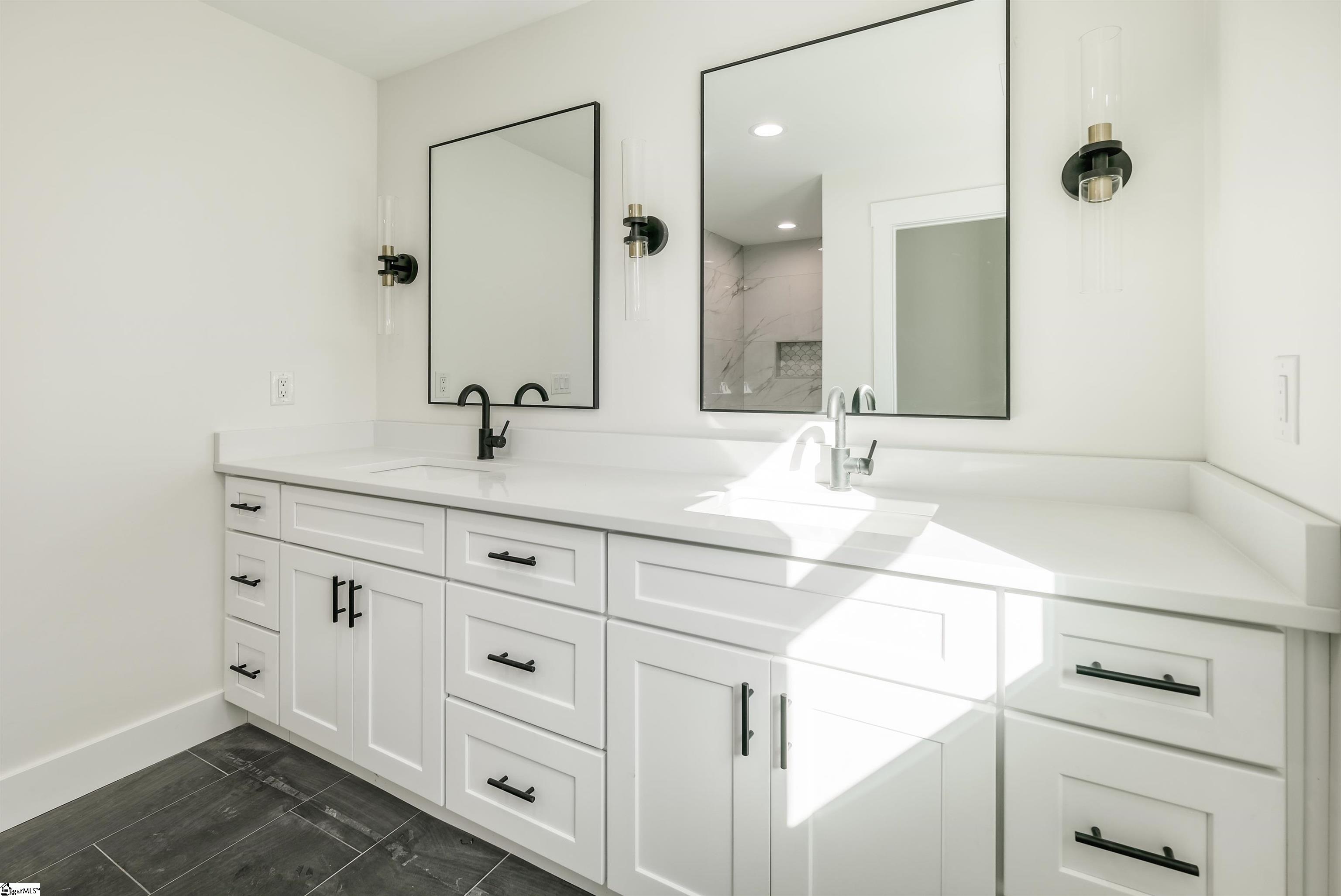 MLS #1574973 image #32