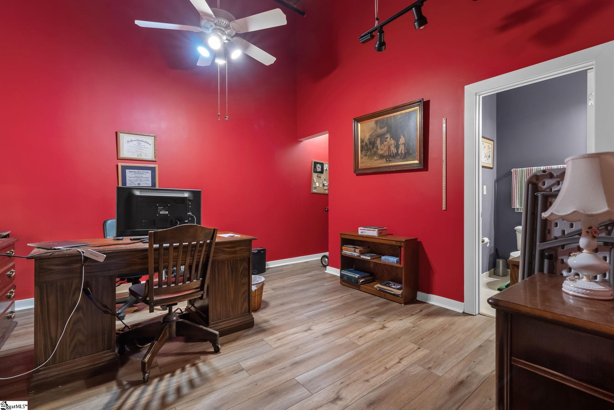 MLS #1571315 image #17