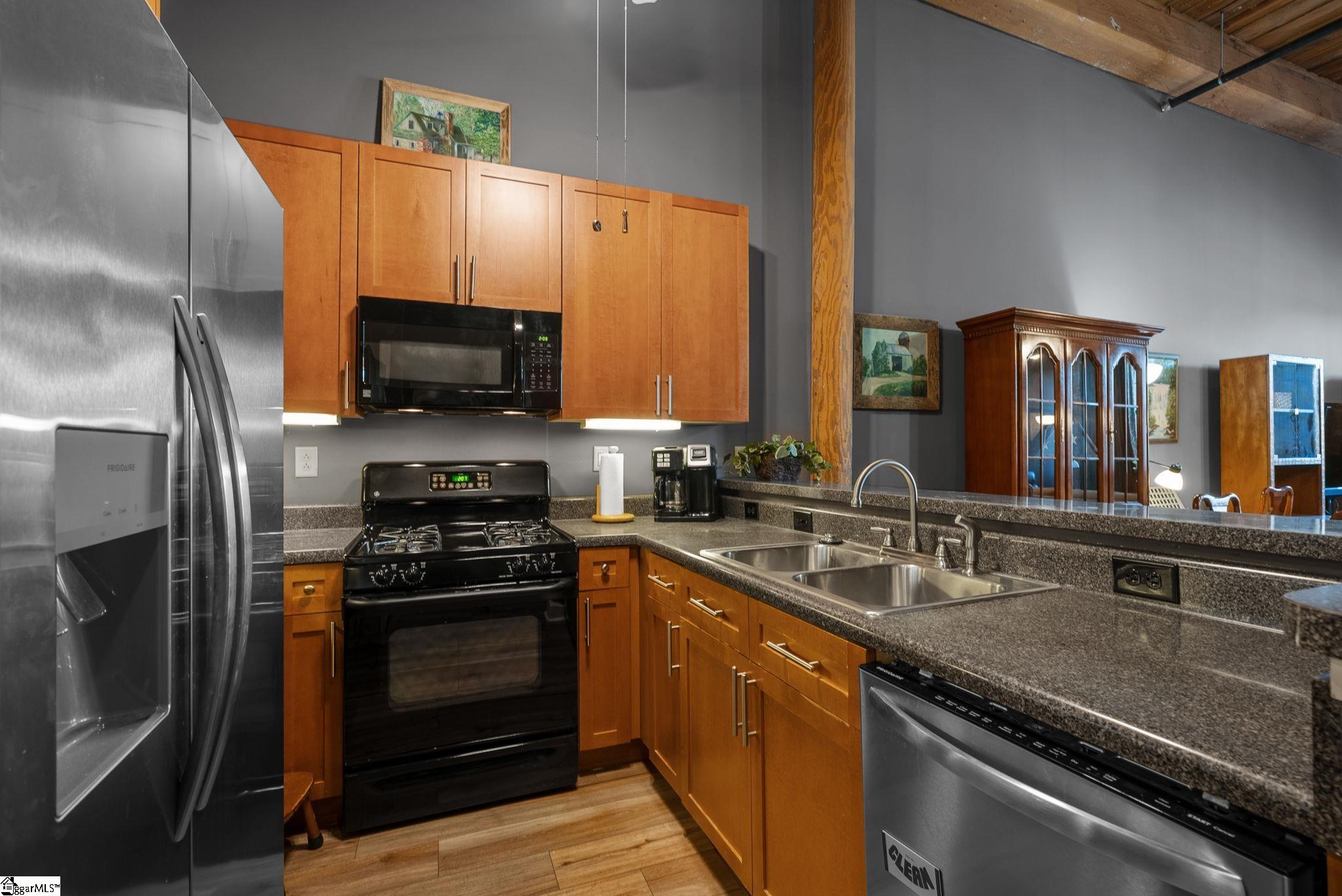 MLS #1571315 image #2