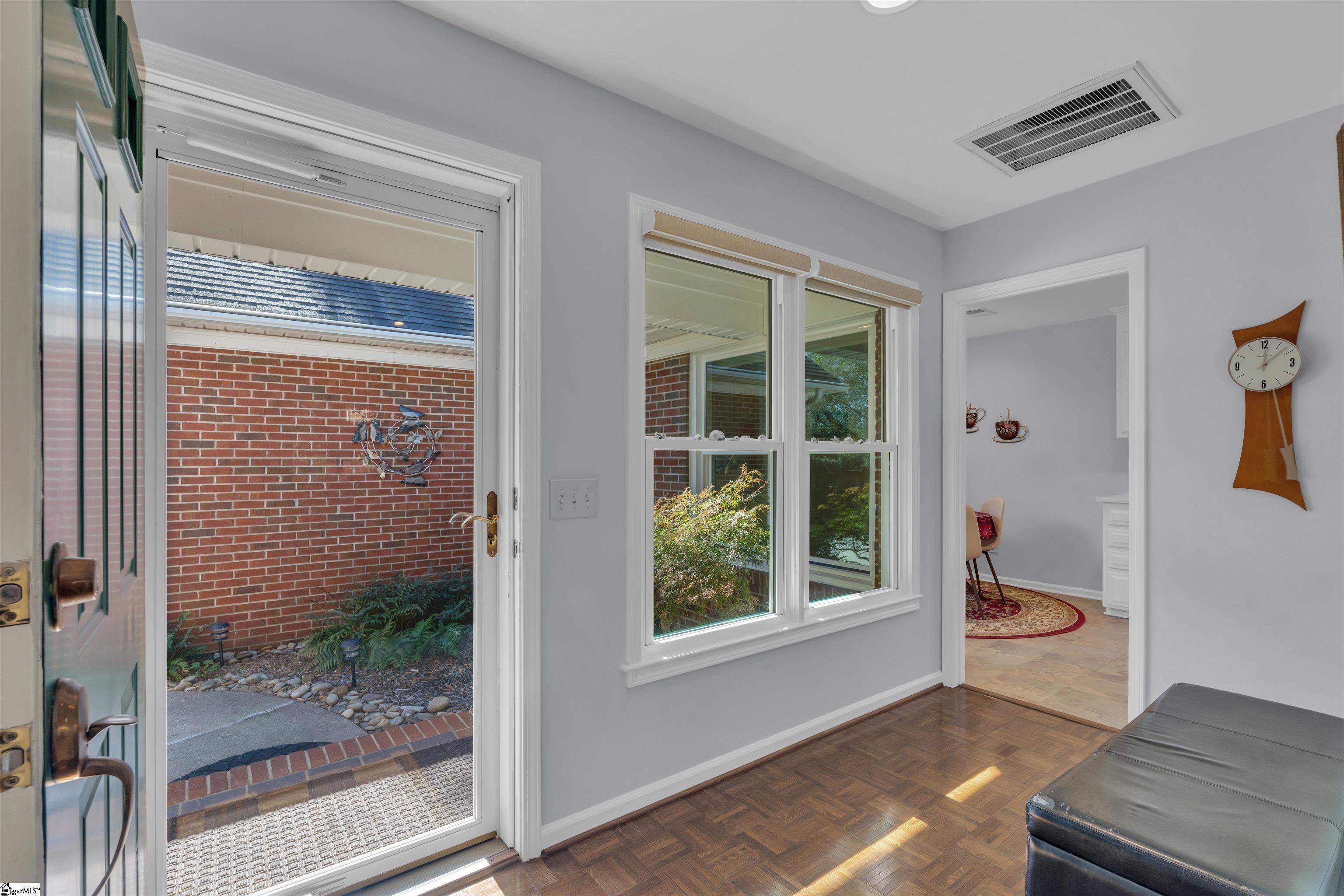 MLS #1575192 image #2