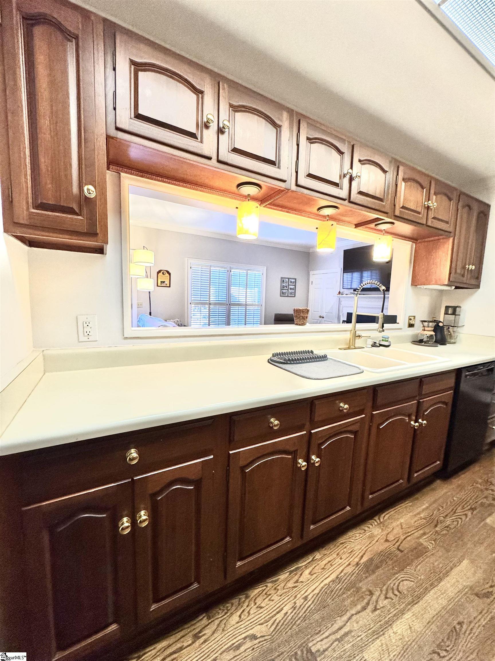 MLS #1575650 image #5