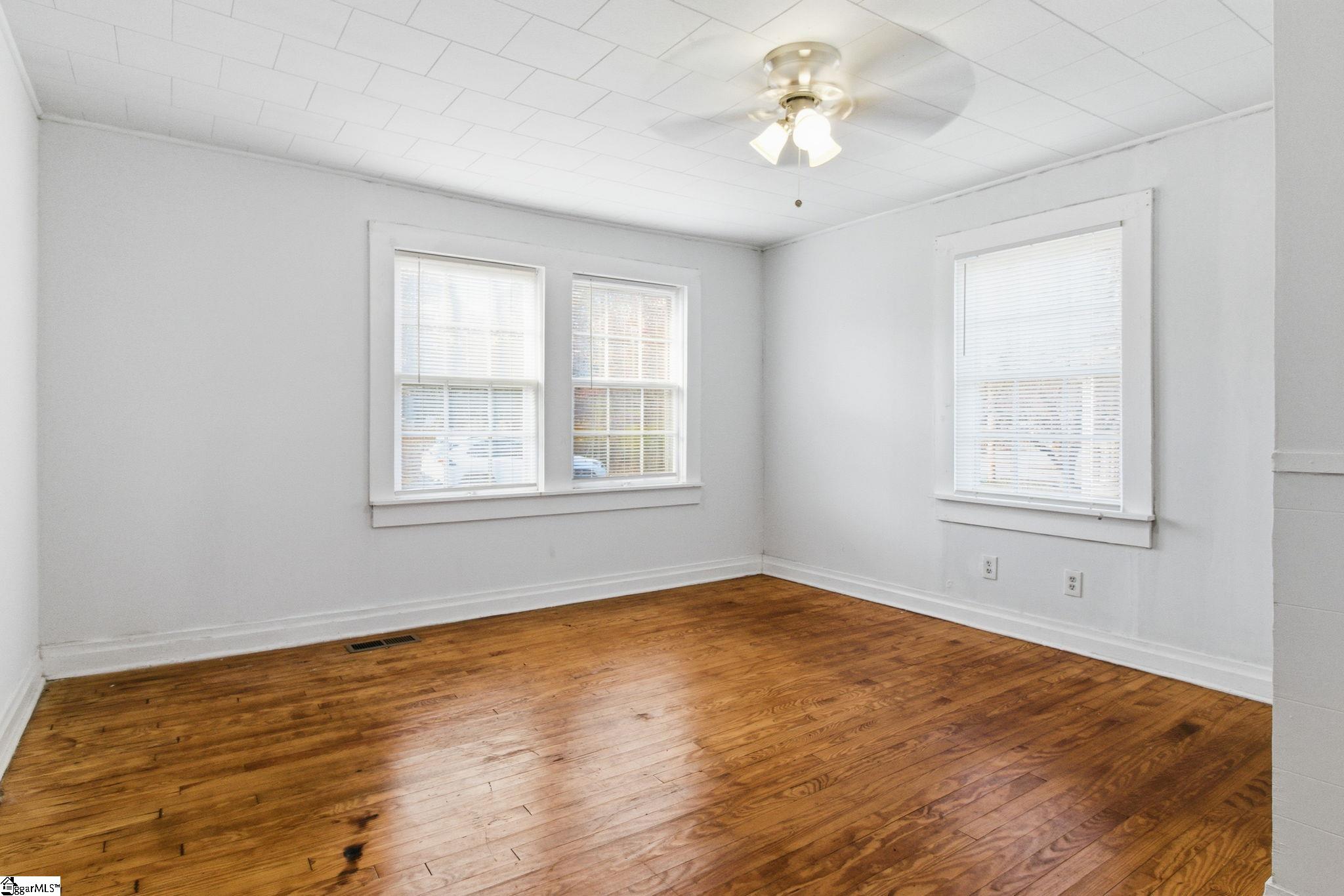 MLS #1575727 image #9