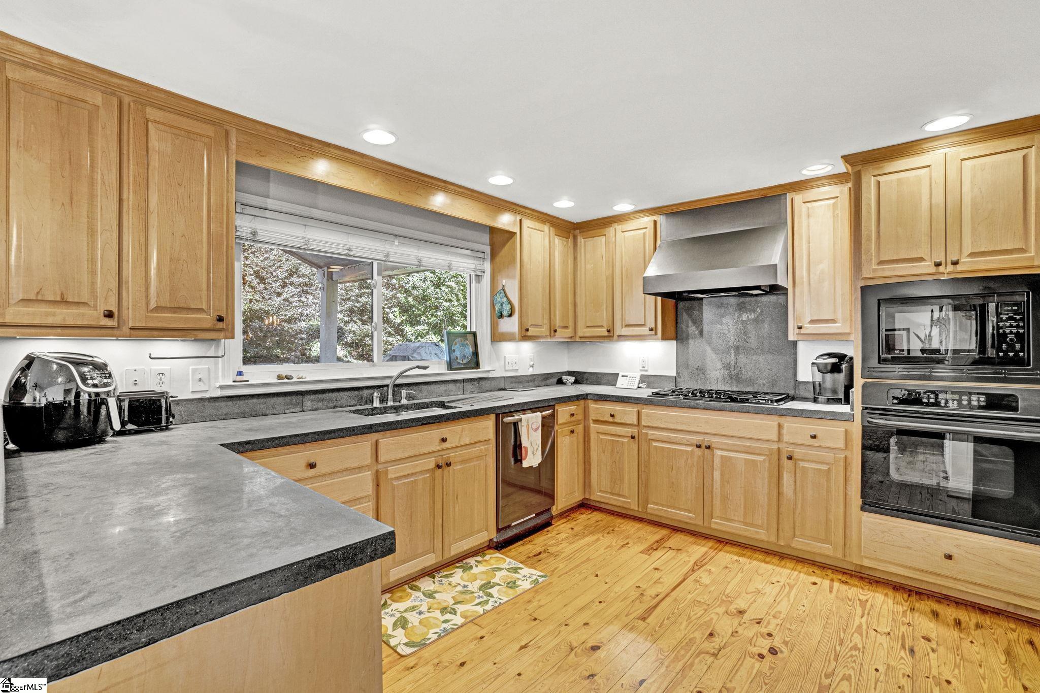 MLS #1575989 image #20