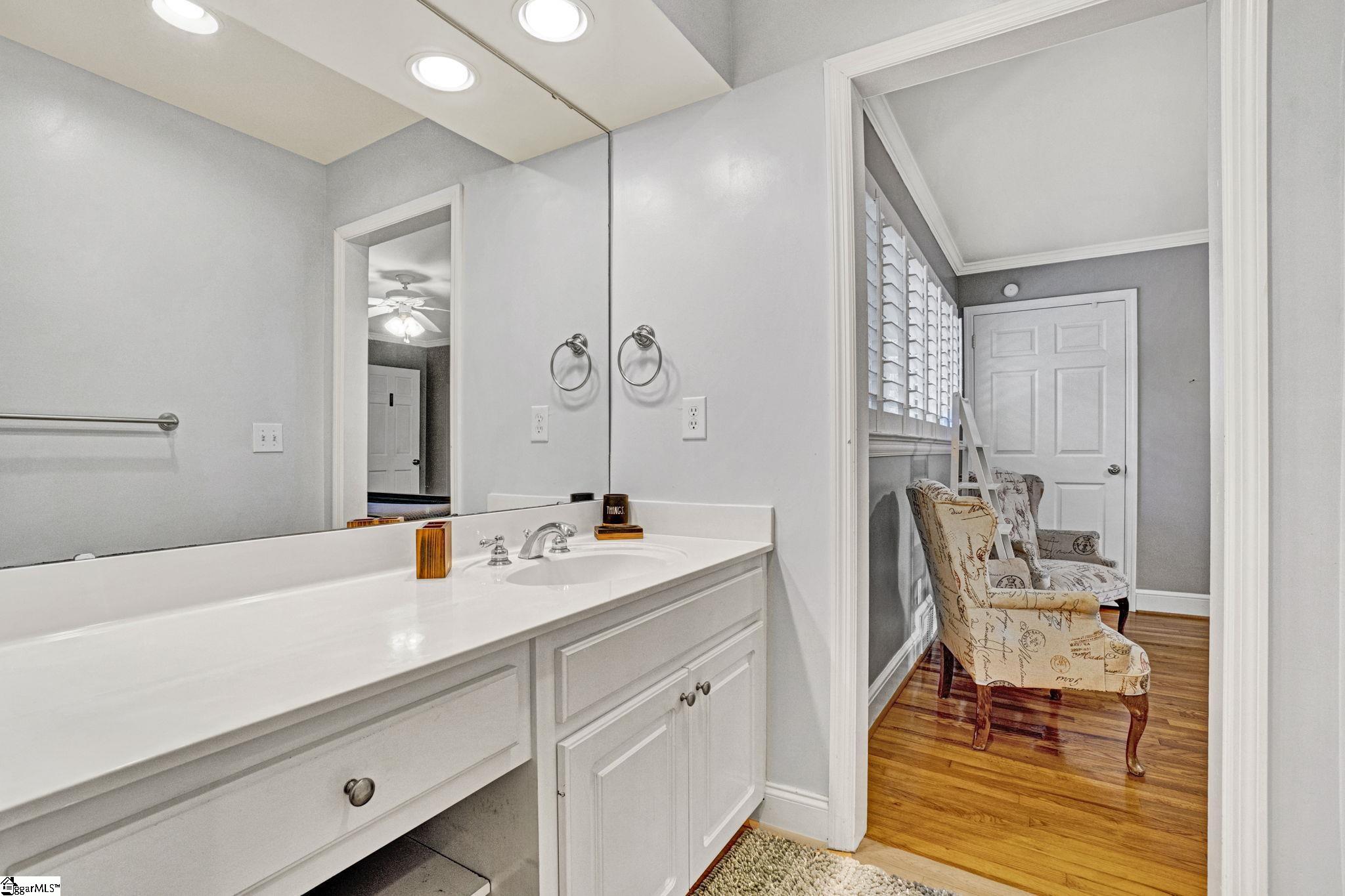 MLS #1575989 image #37