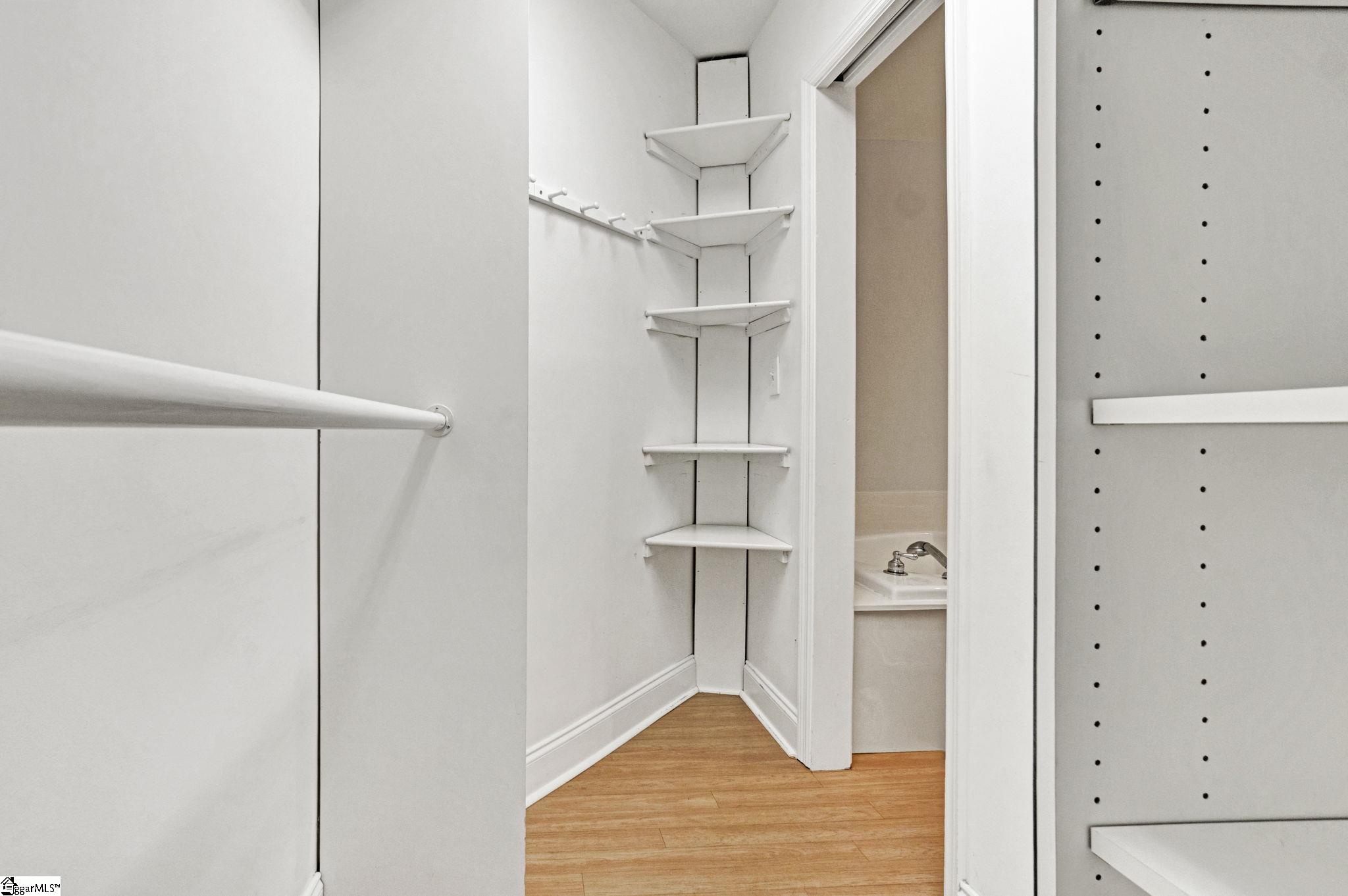 MLS #1575989 image #39