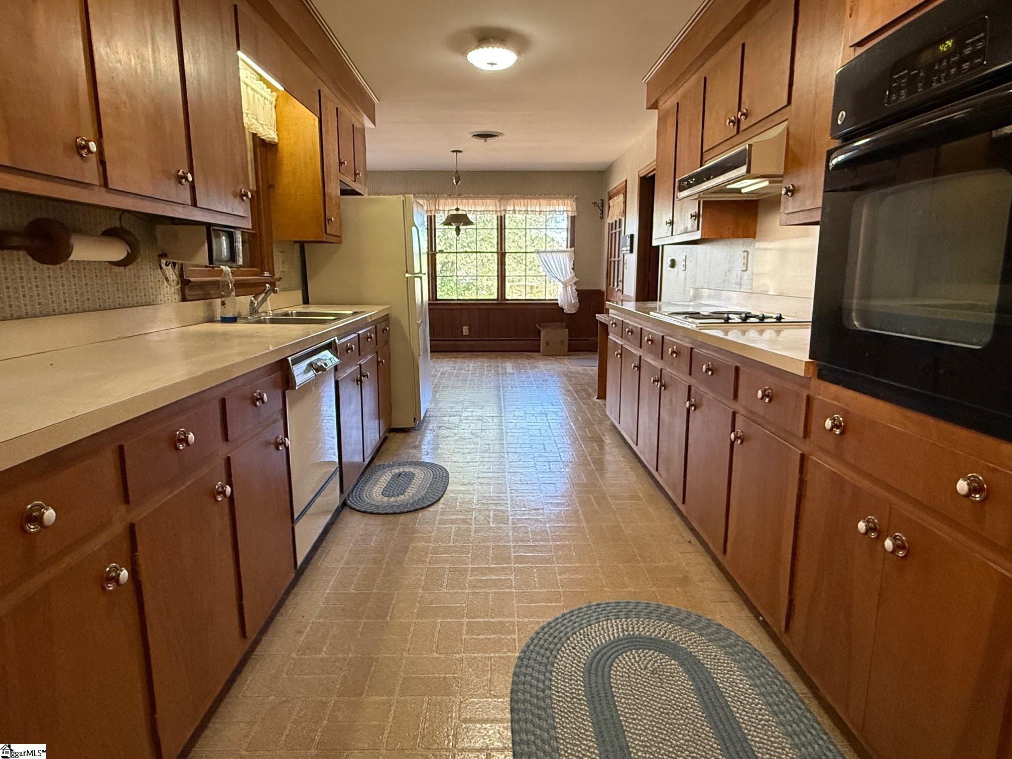 MLS #1575993 image #2