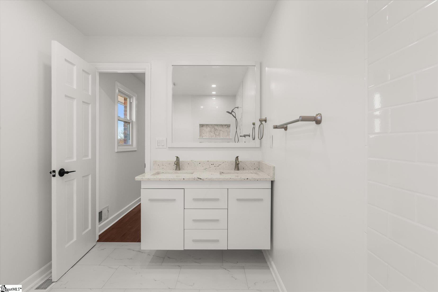 MLS #1576054 image #32