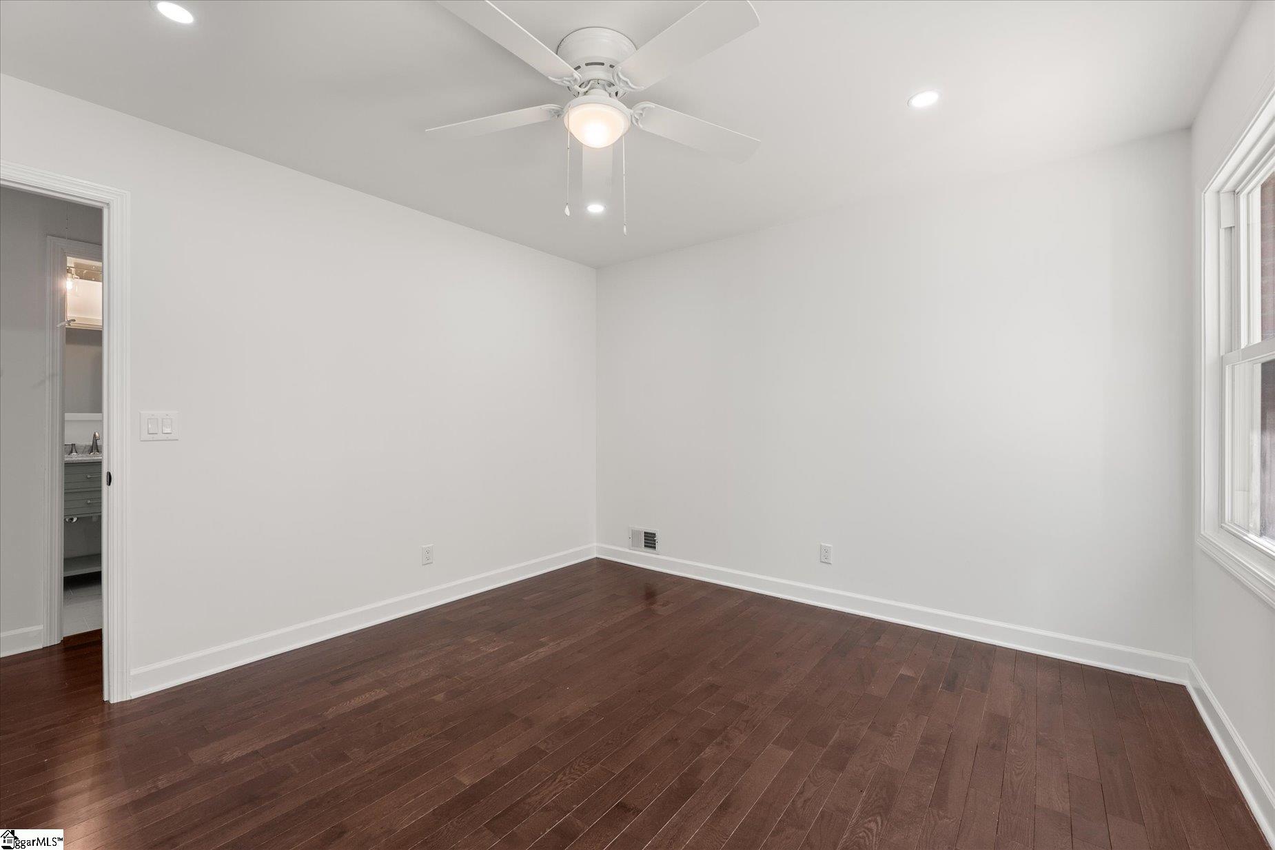 MLS #1576054 image #35