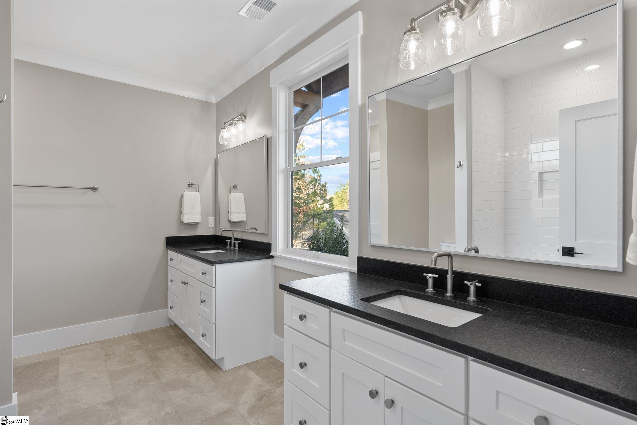 MLS #1576068 image #37