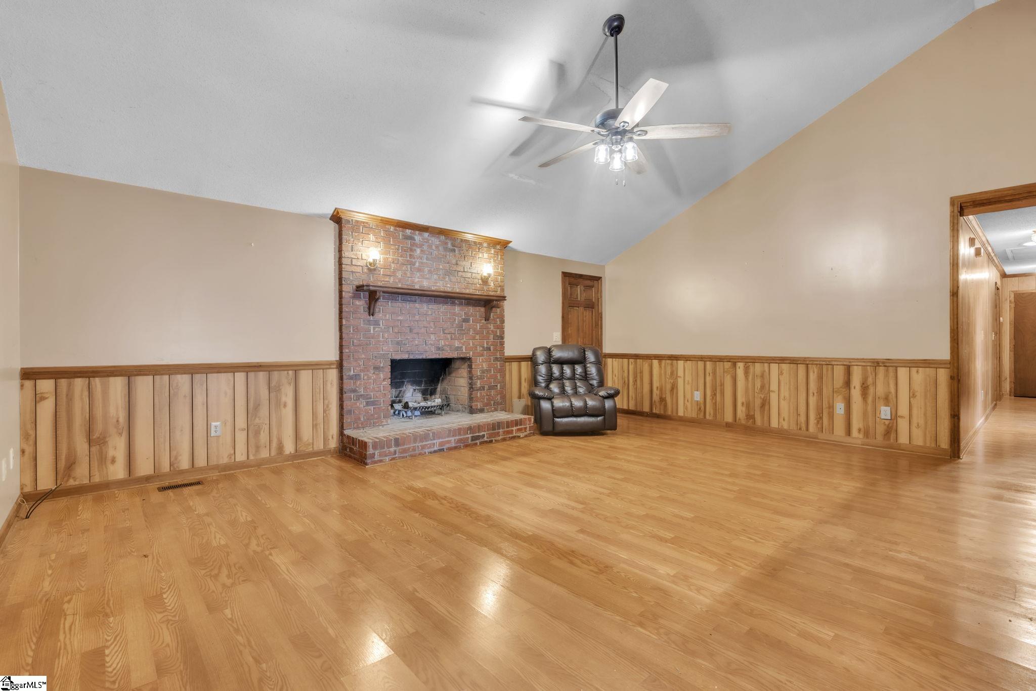 MLS #1576070 image #9