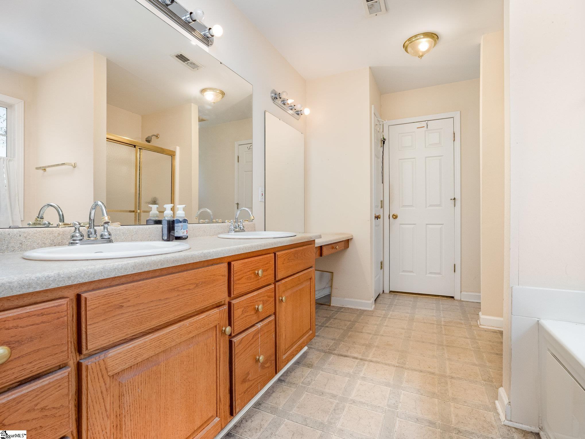 MLS #1576333 image #20