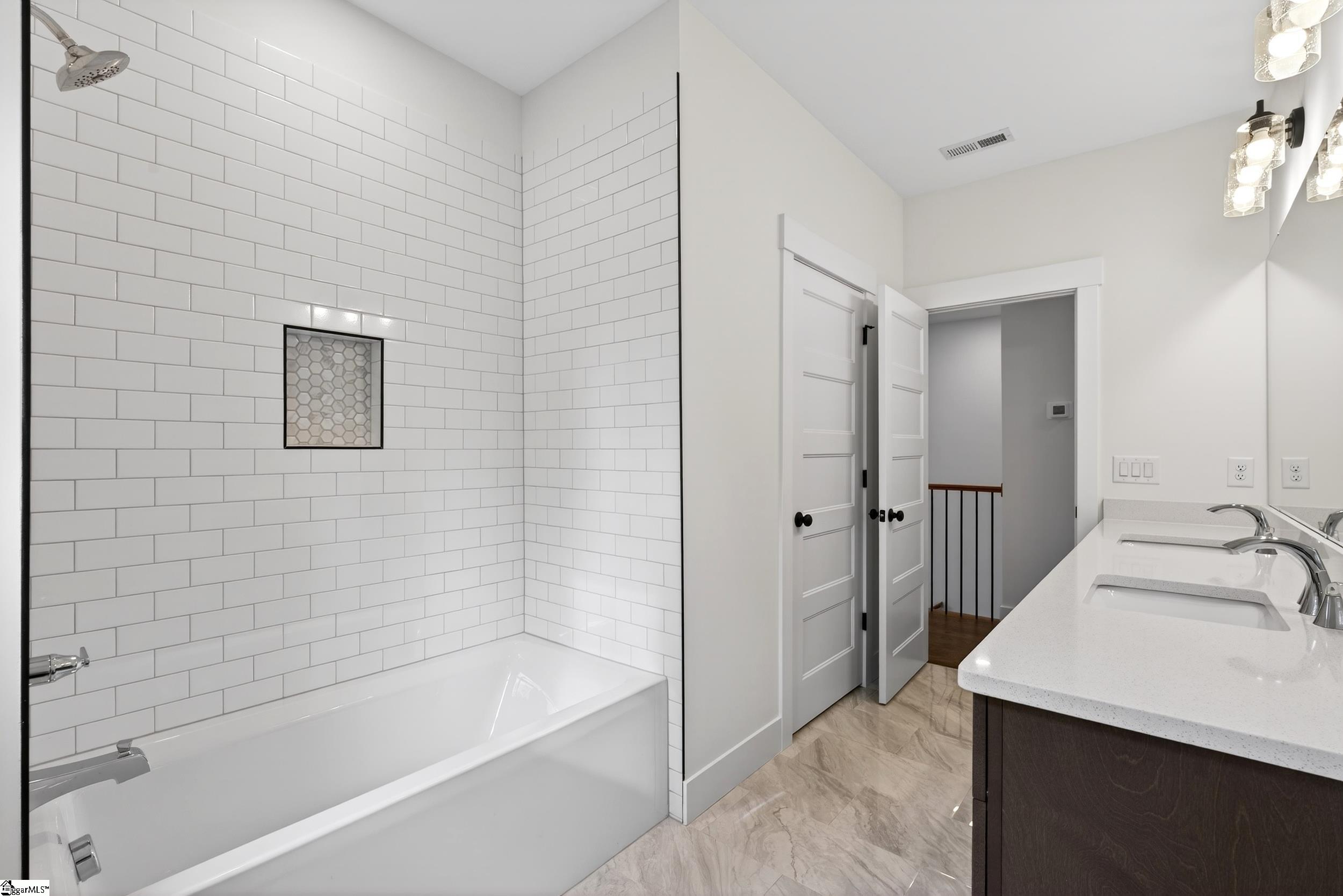 MLS #1576414 image #38