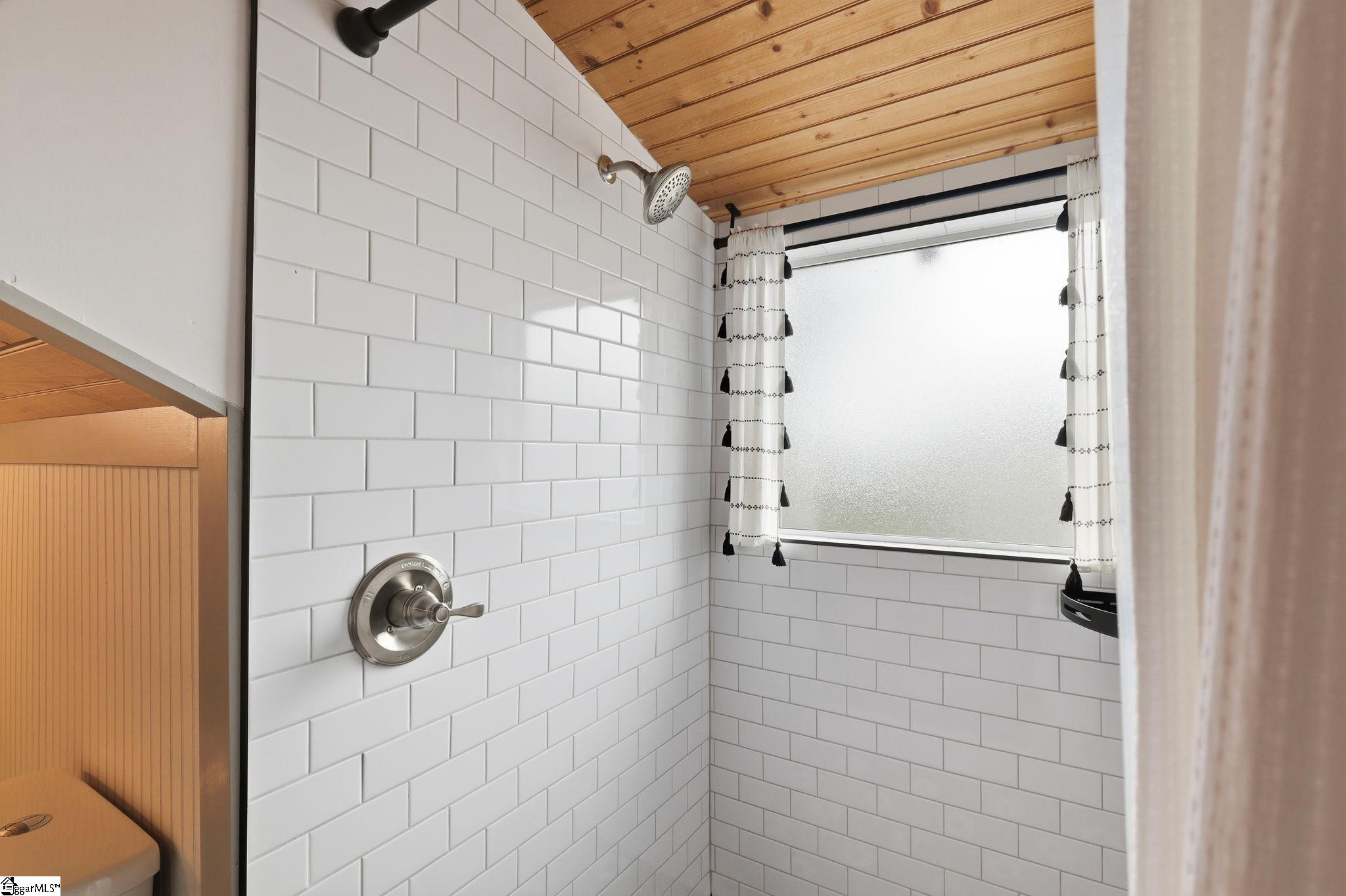 MLS #1576466 image #38