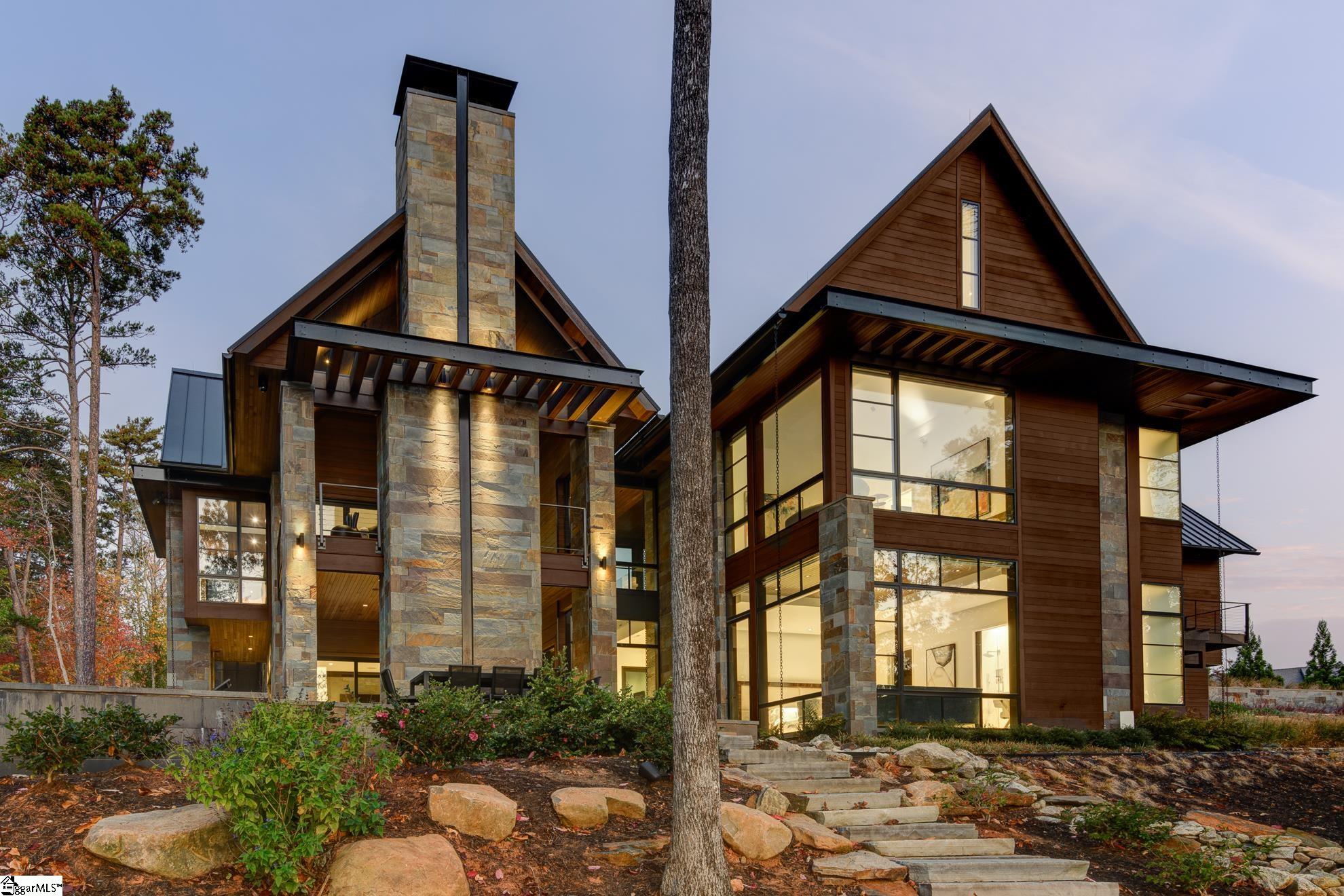 listing main picture