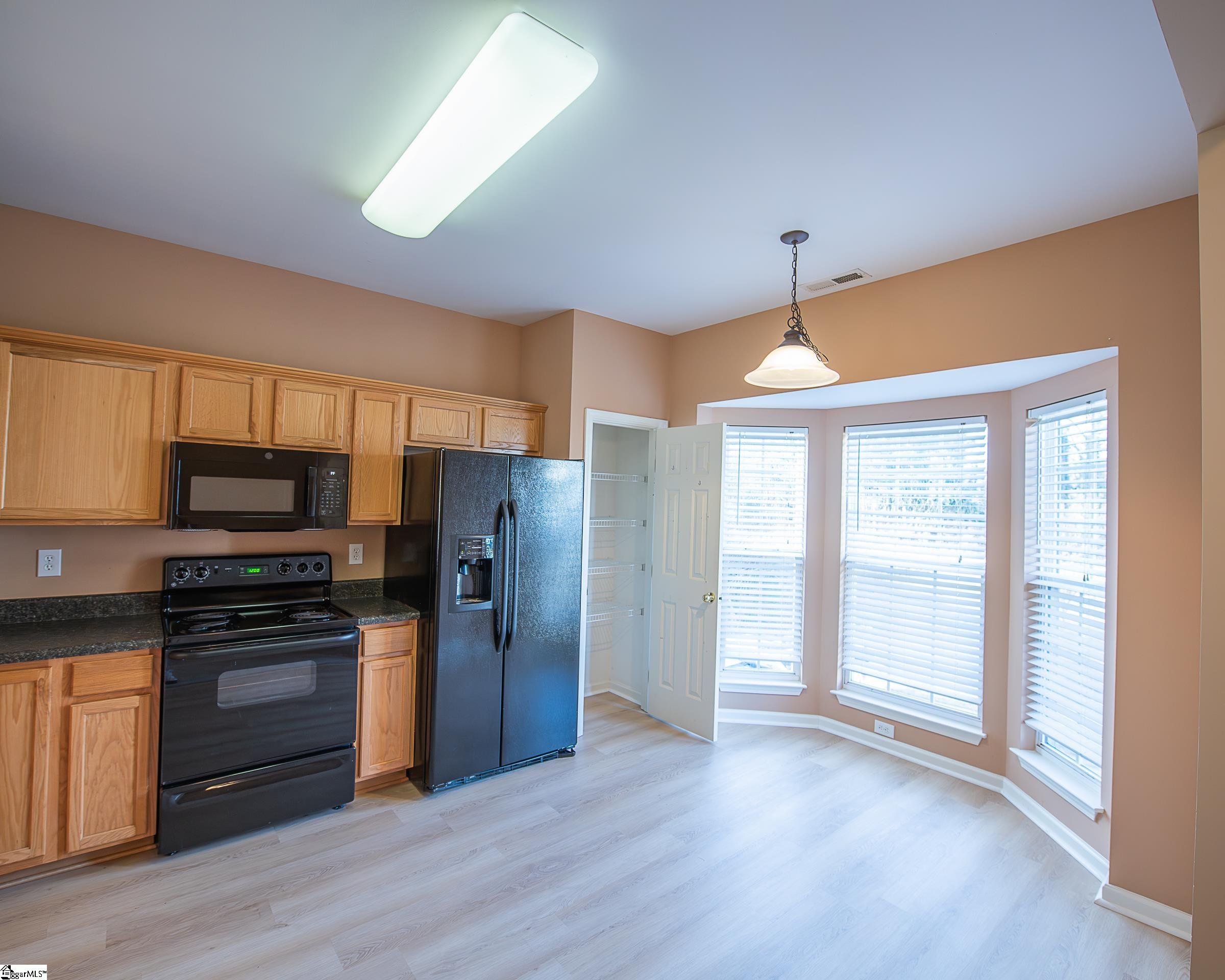 55 Heritage Oak Way Simpsonville, SC 29681