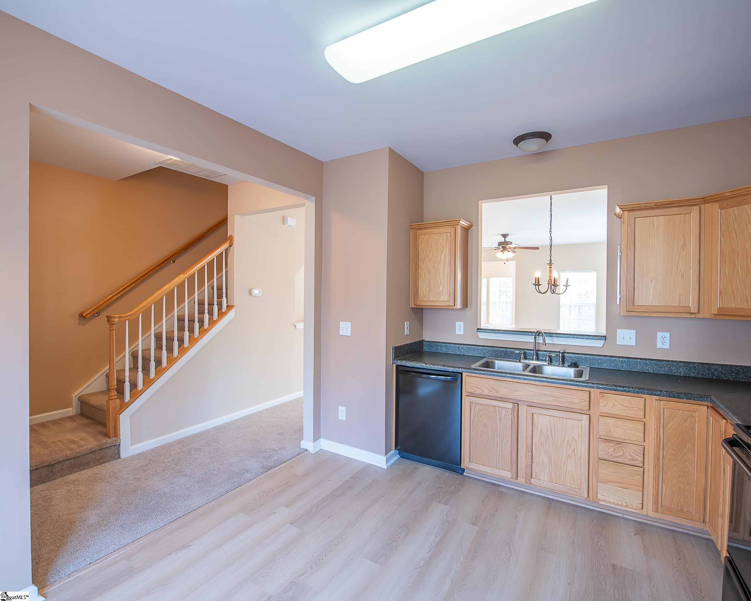 55 Heritage Oak Way Simpsonville, SC 29681