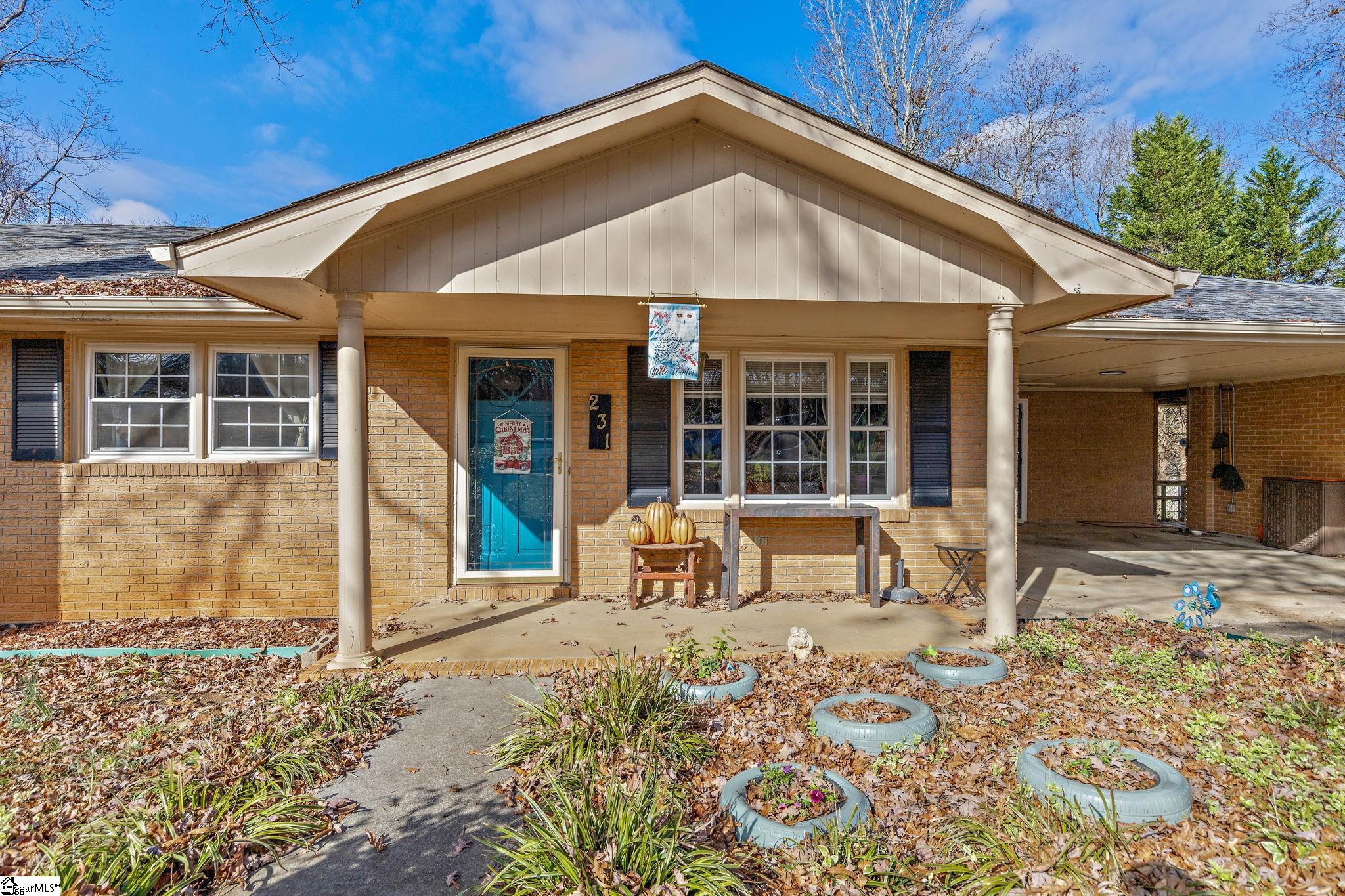 Homes for sale in Anderson, SC | 231 Cloverhill Dr, Anderson, SC 29624 | MLS# 1579432