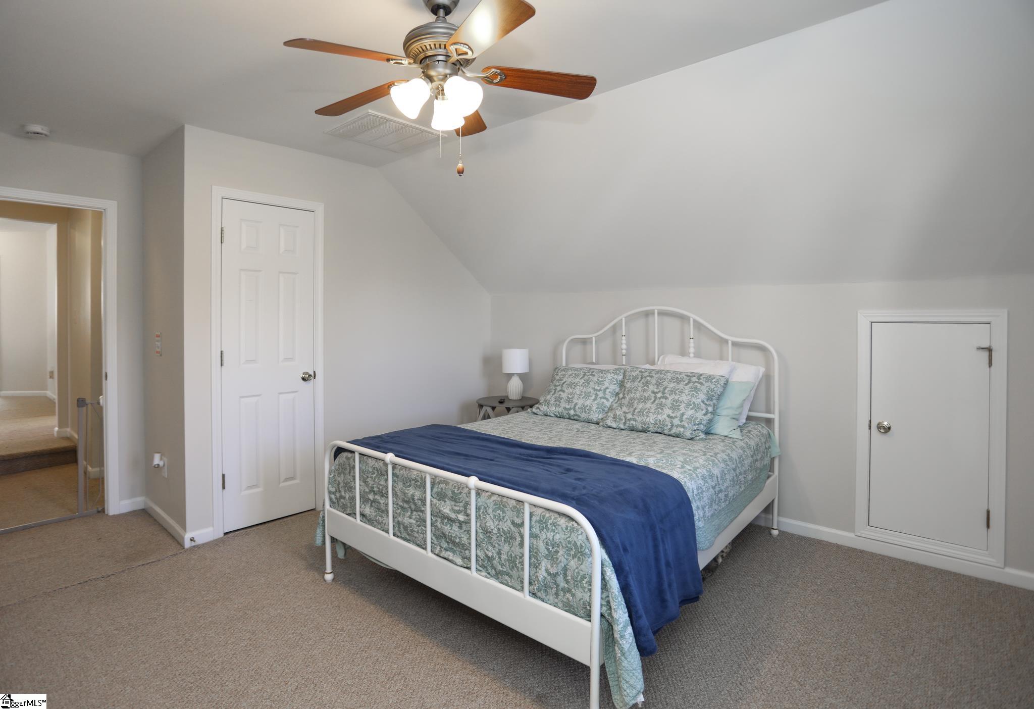 111 Kingsdale Court Simpsonville, SC 29680
