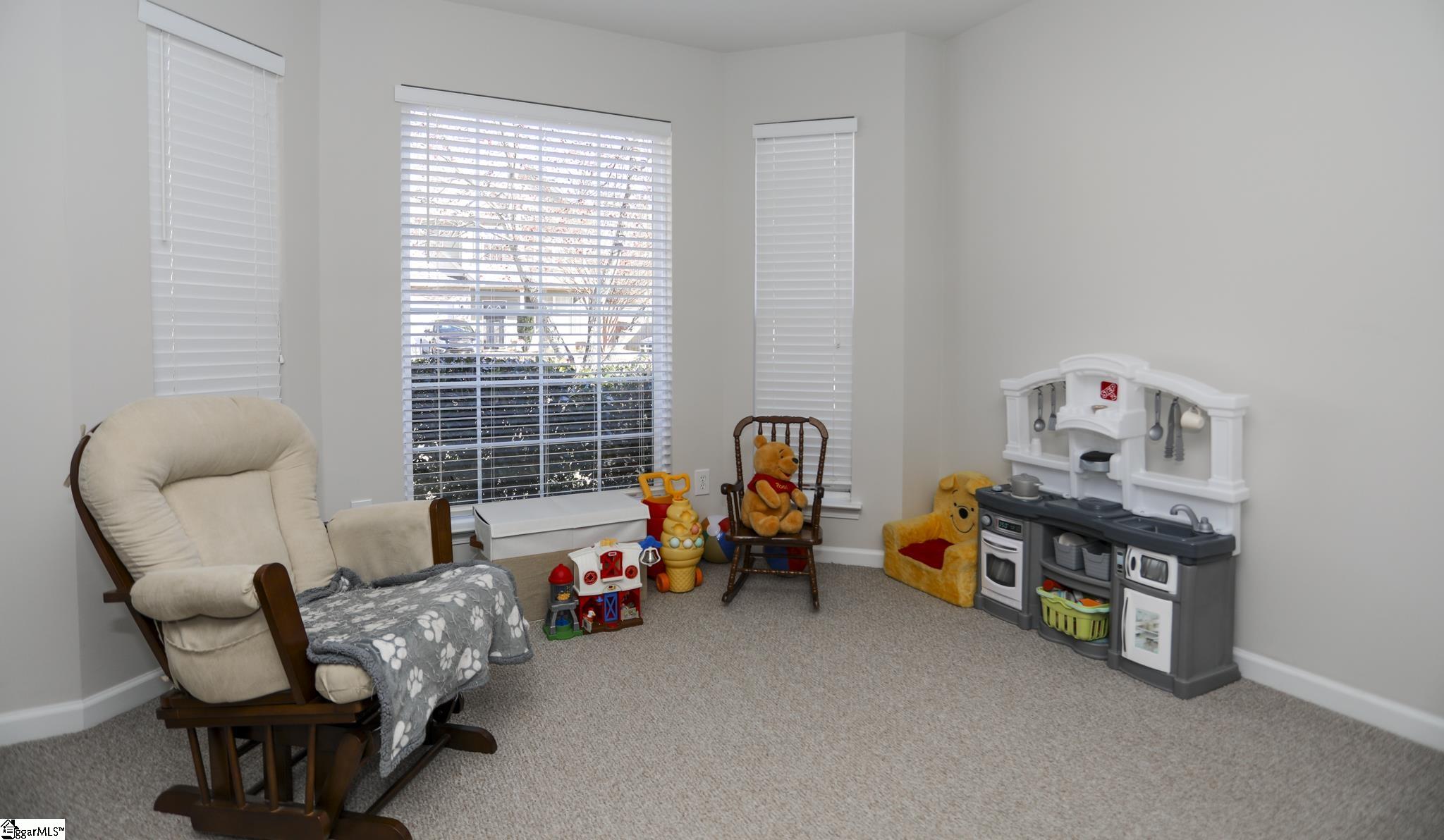 111 Kingsdale Court Simpsonville, SC 29680