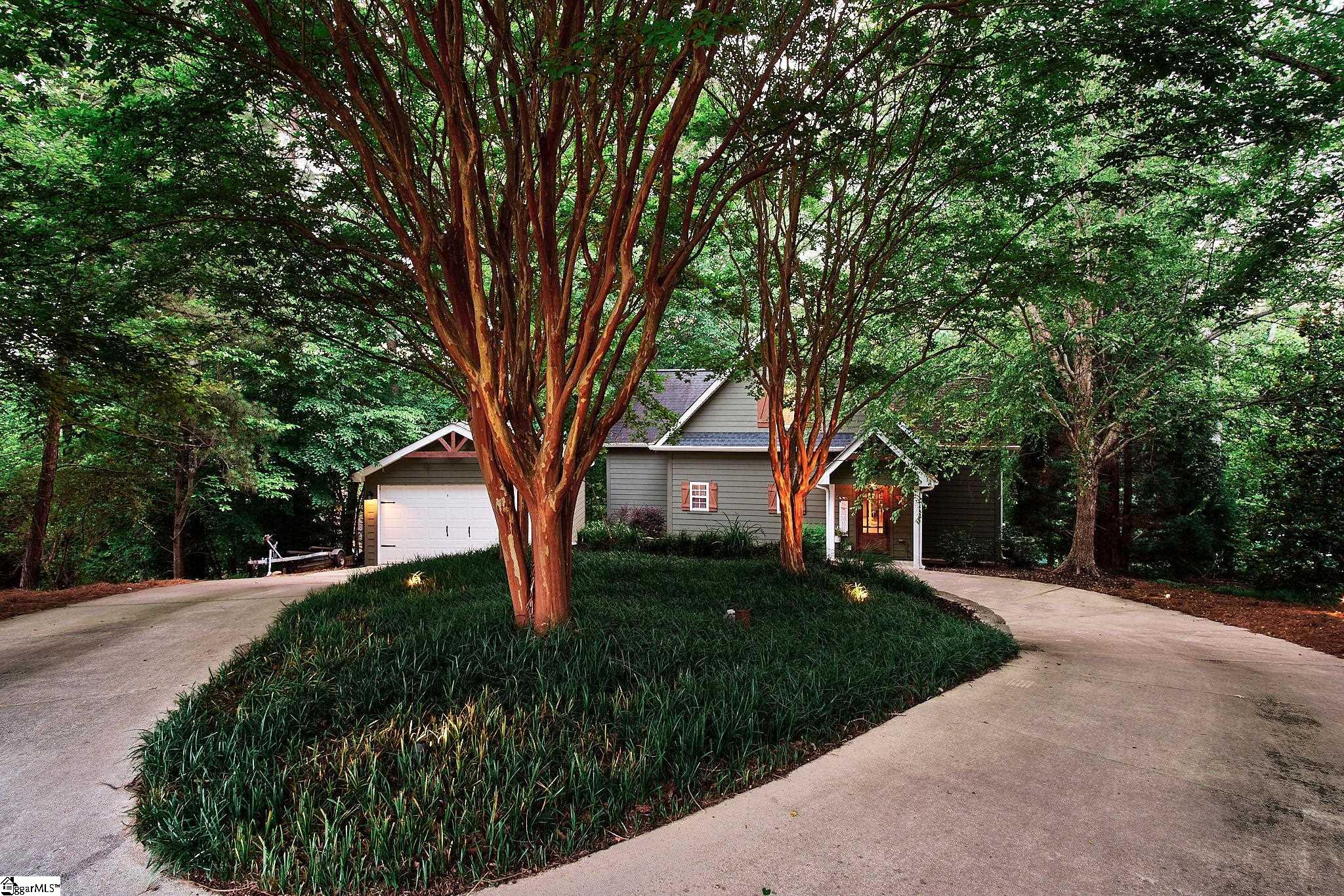 Homes for sale in West Union, SC | 141 W Waters Edge Ln, West Union, SC 29696 | MLS# 1580071